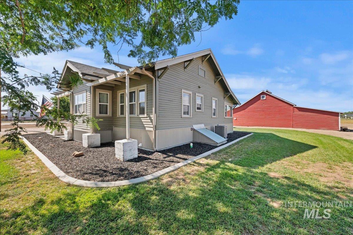 7425 Elmore Rd. Property Photo 23