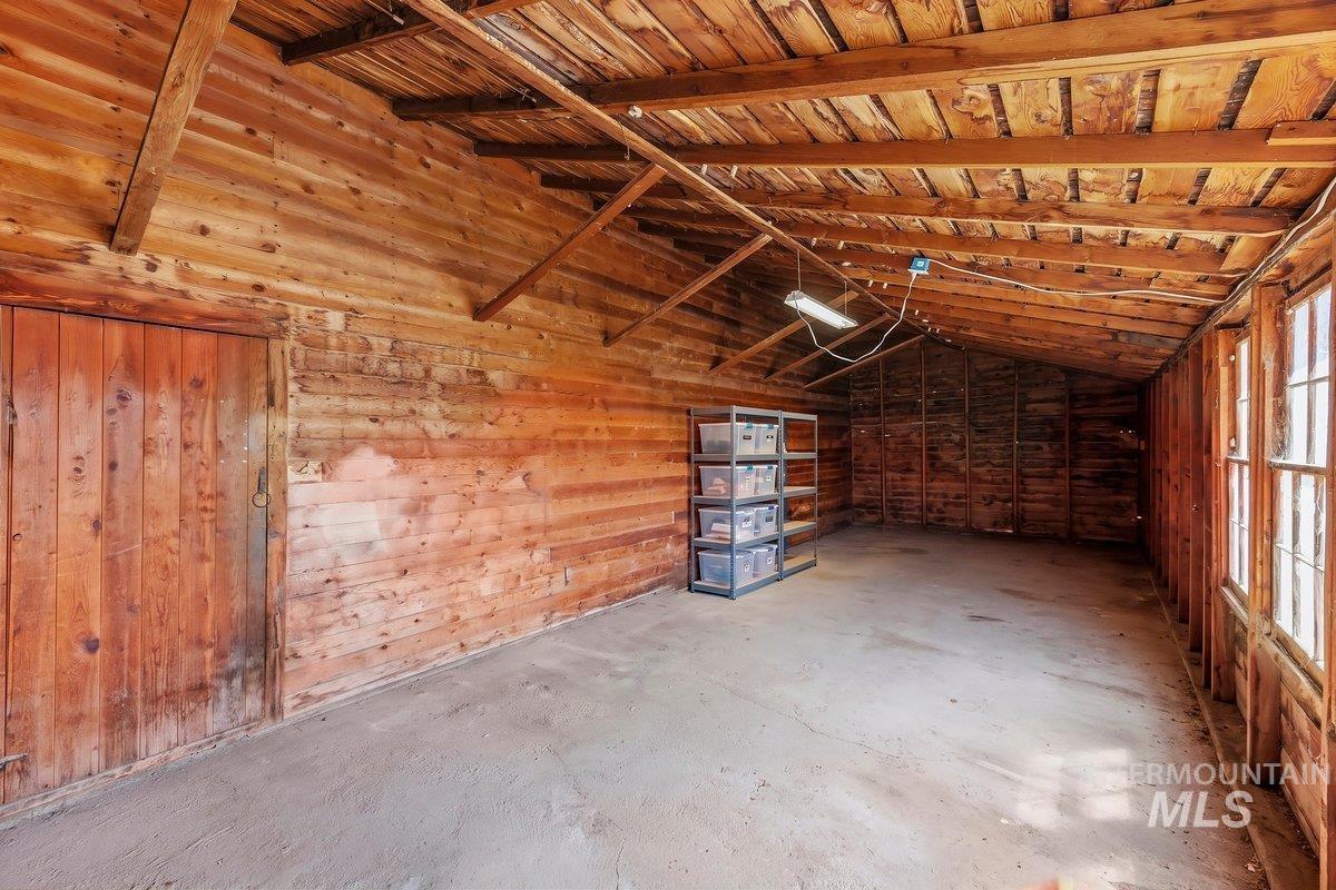 7425 Elmore Rd. Property Photo 35