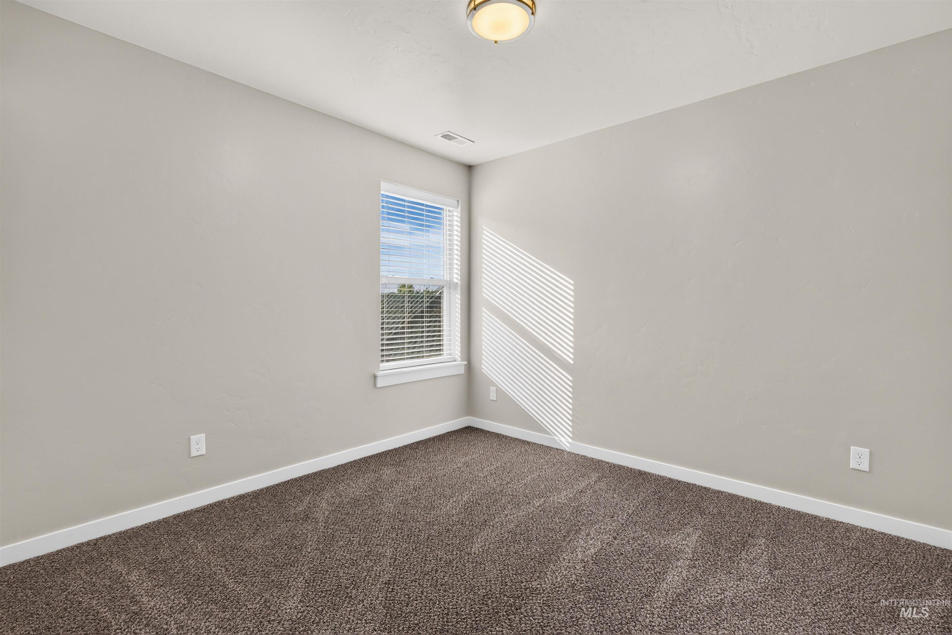 1802 W Heavy Timber Dr Property Photo 21