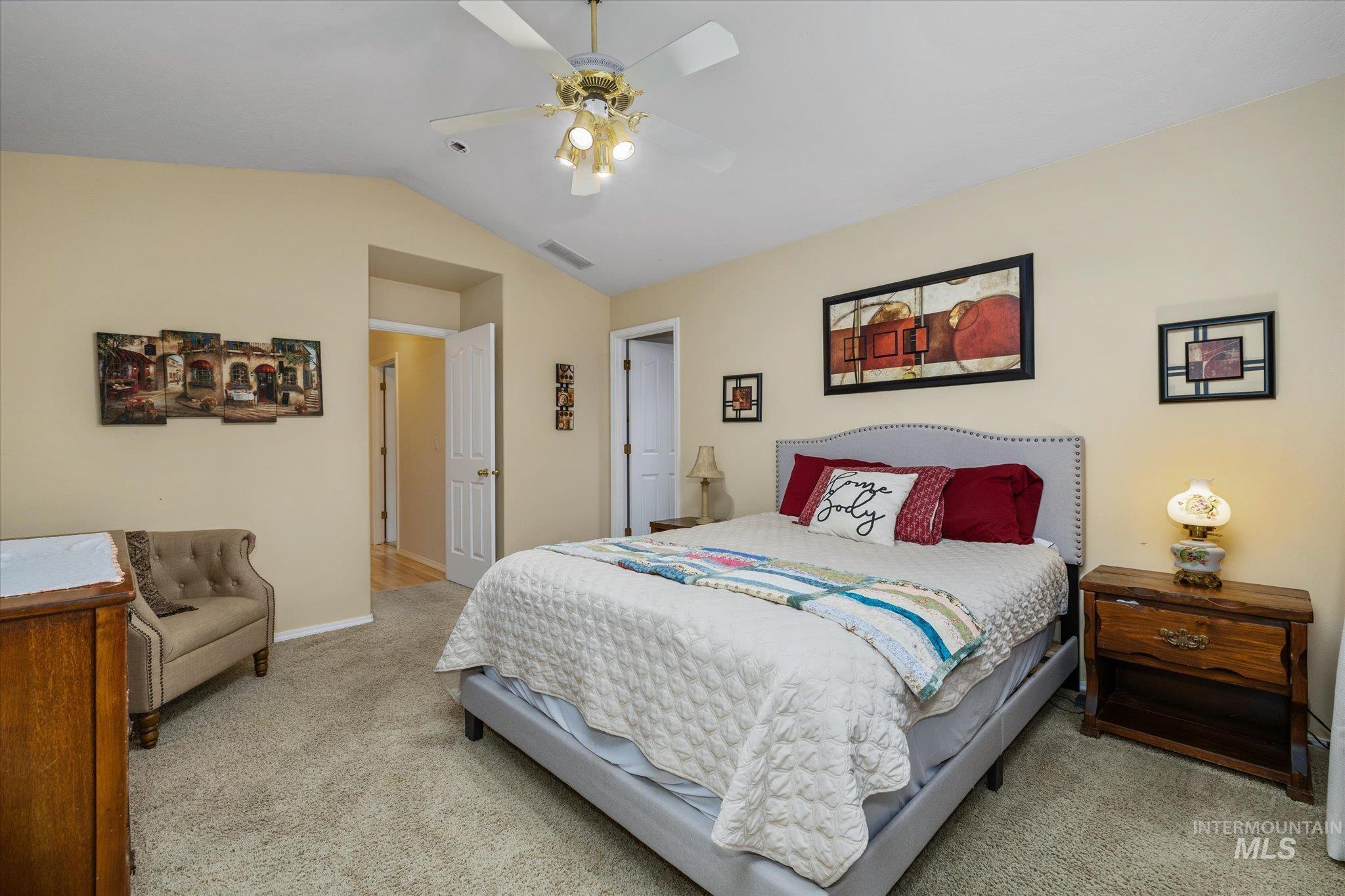 359 S Thoreau Way Property Photo 26