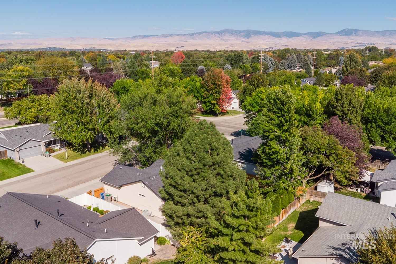 13515 W Persimmon St Property Photo 25