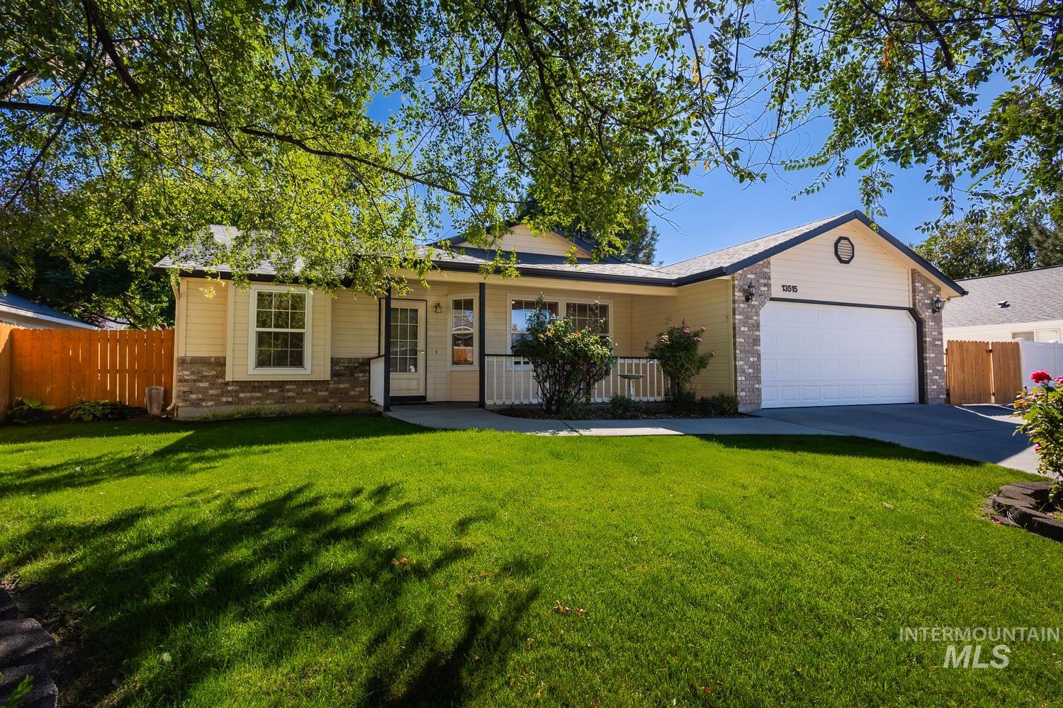 13515 W Persimmon St Property Photo 32