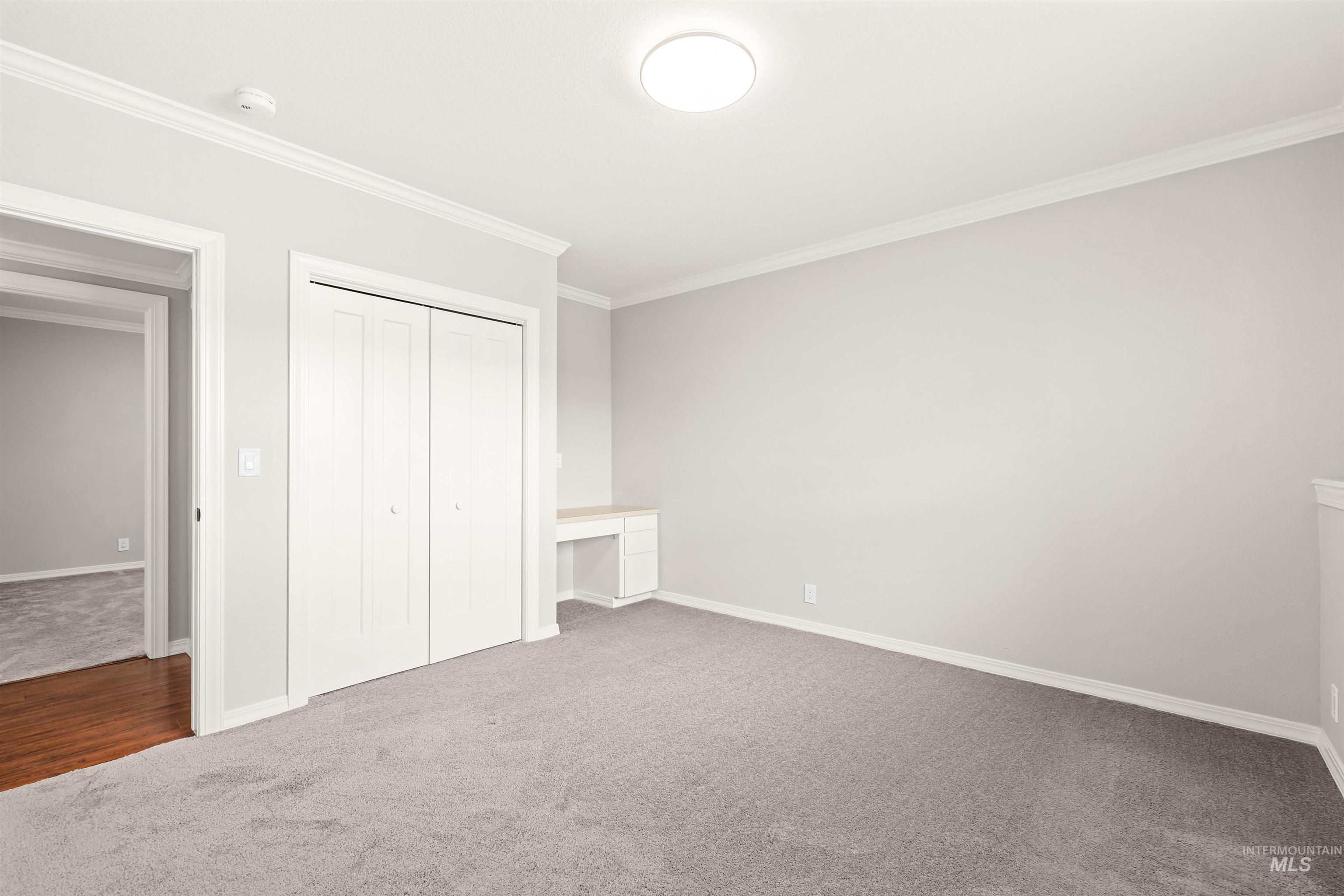 1218 E Hearthstone Drive Property Photo 34