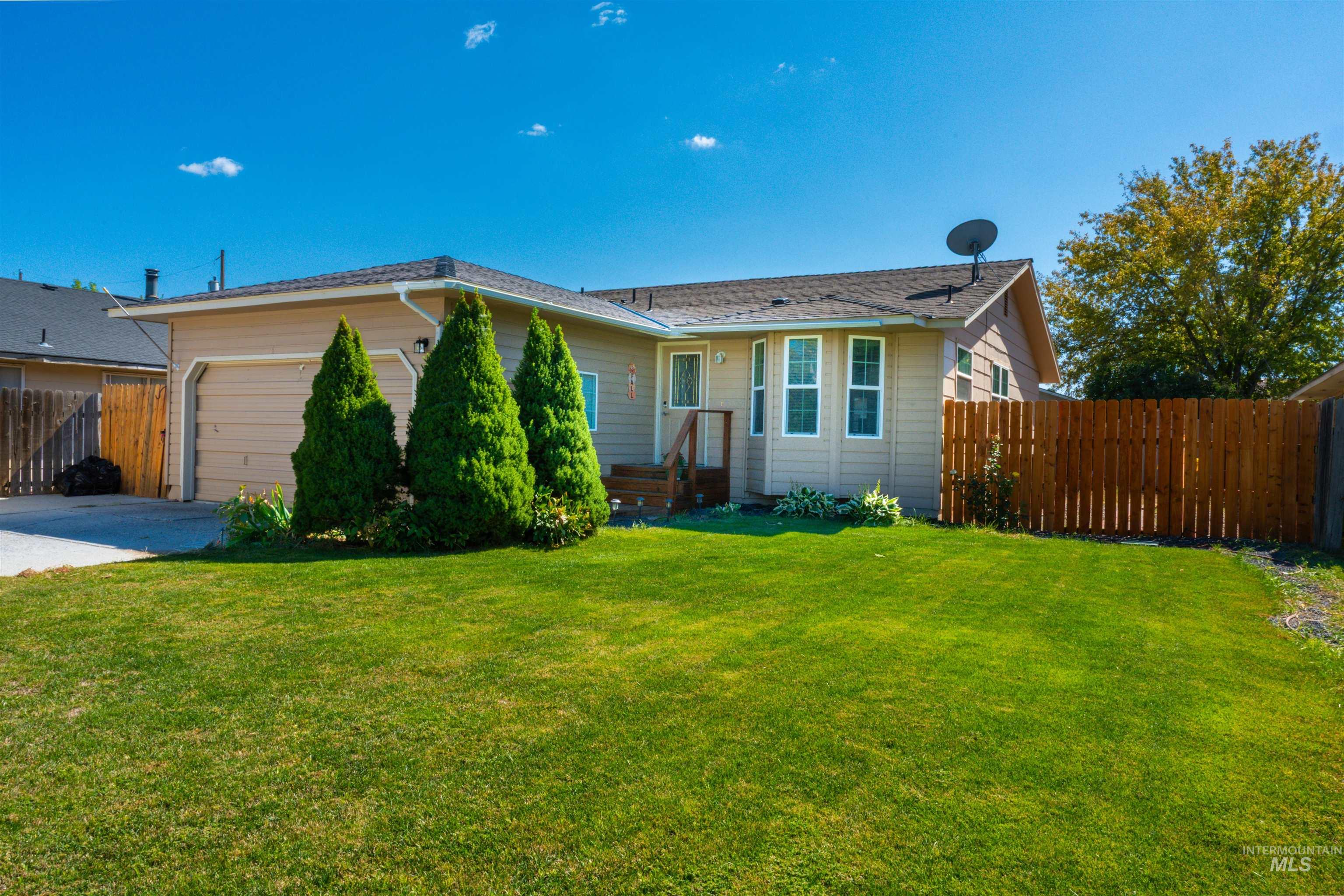 1638 Sw 1st Place Property Photo 1