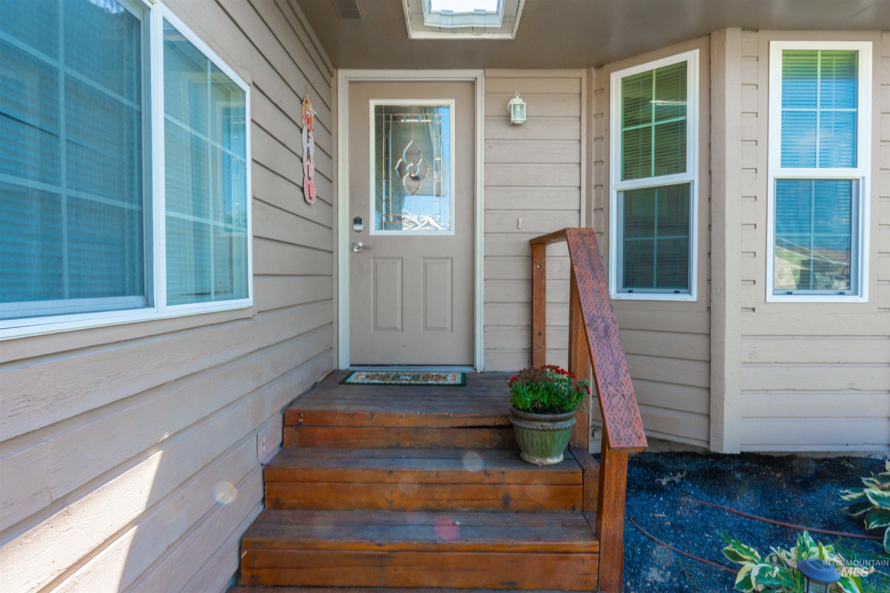 1638 Sw 1st Place Property Photo 3
