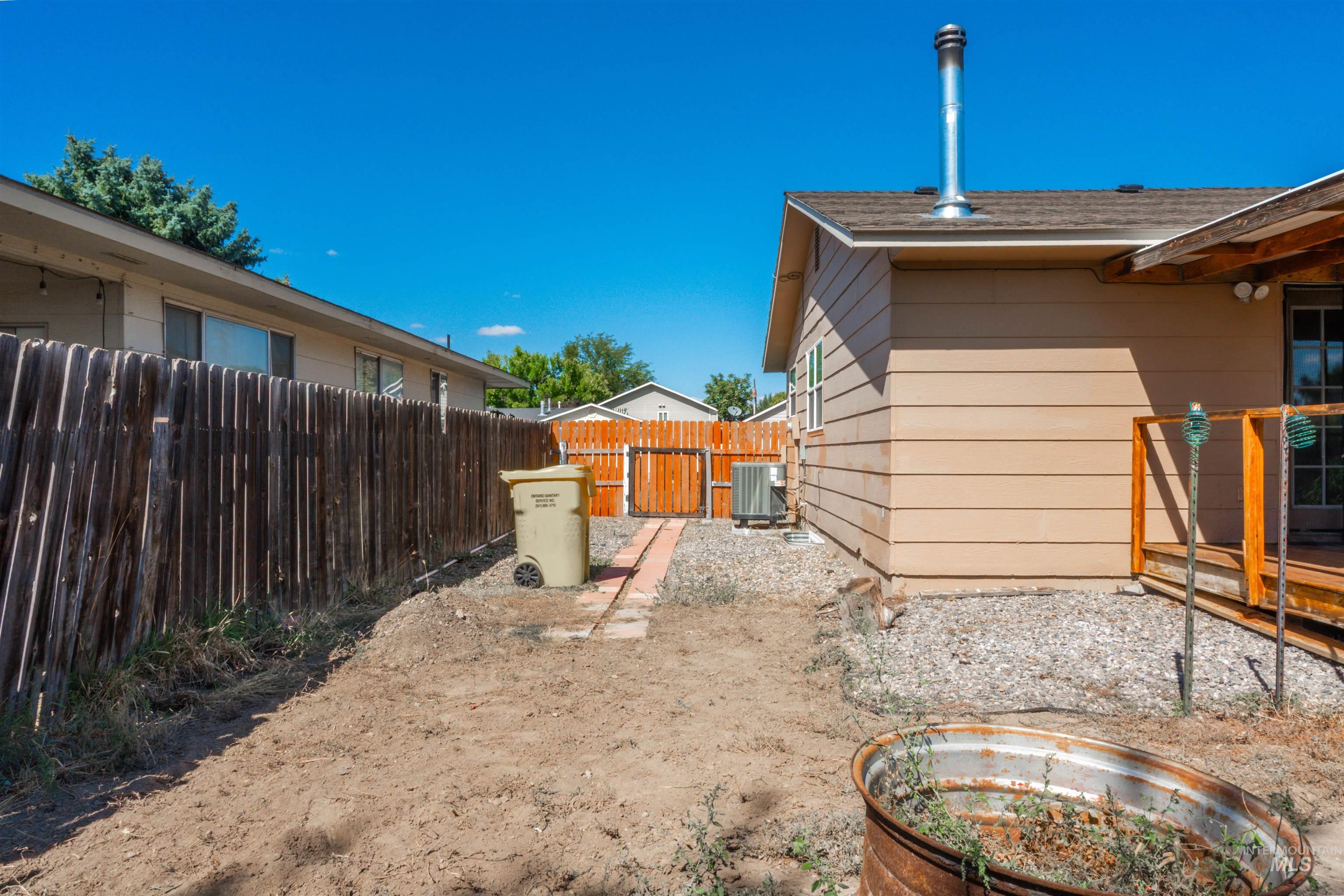 1638 Sw 1st Place Property Photo 41