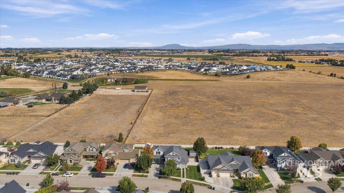 1122 W Seldovia Dr Property Photo 41