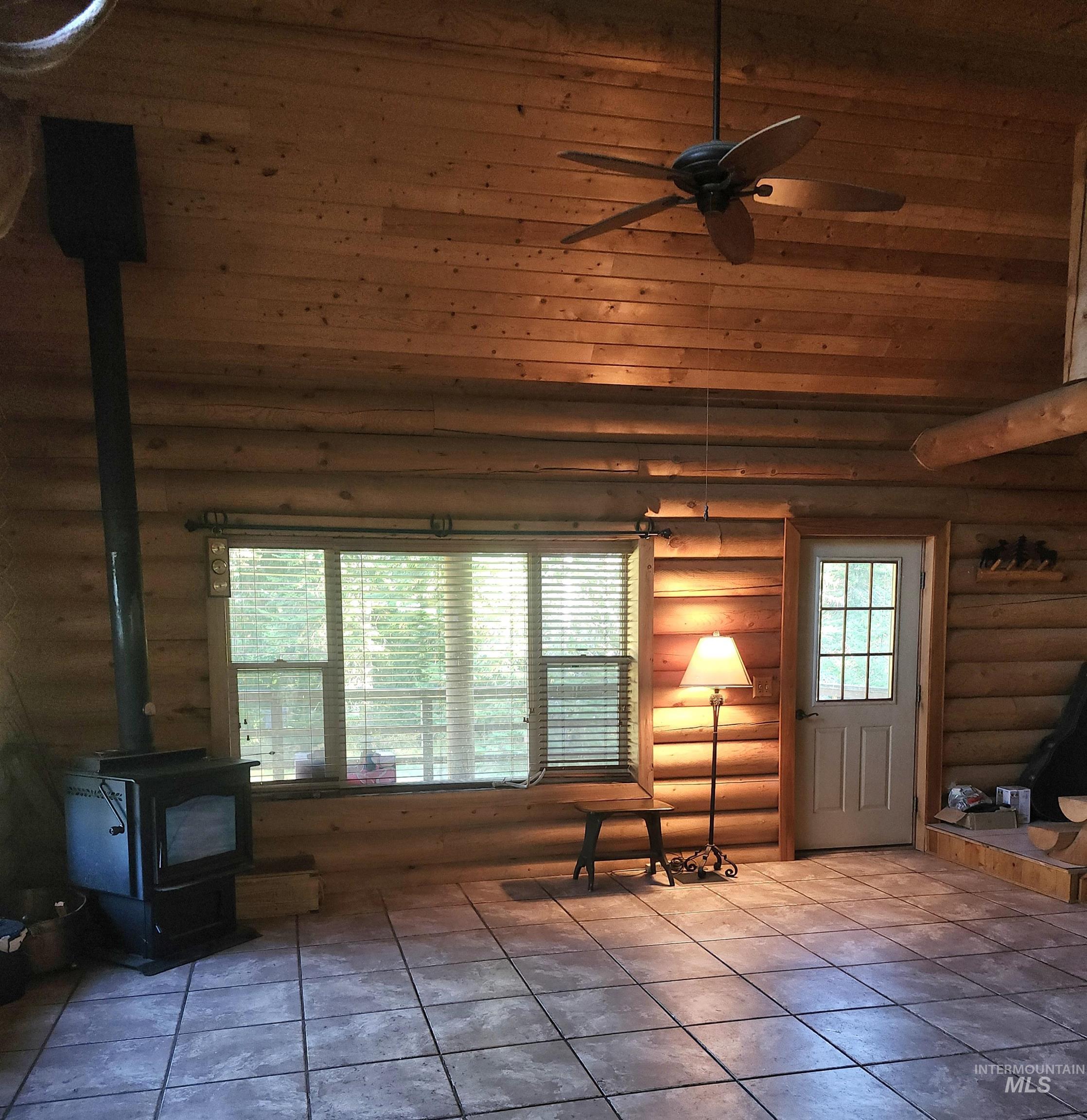 1464 Cedar Ridge Dr Property Photo 7