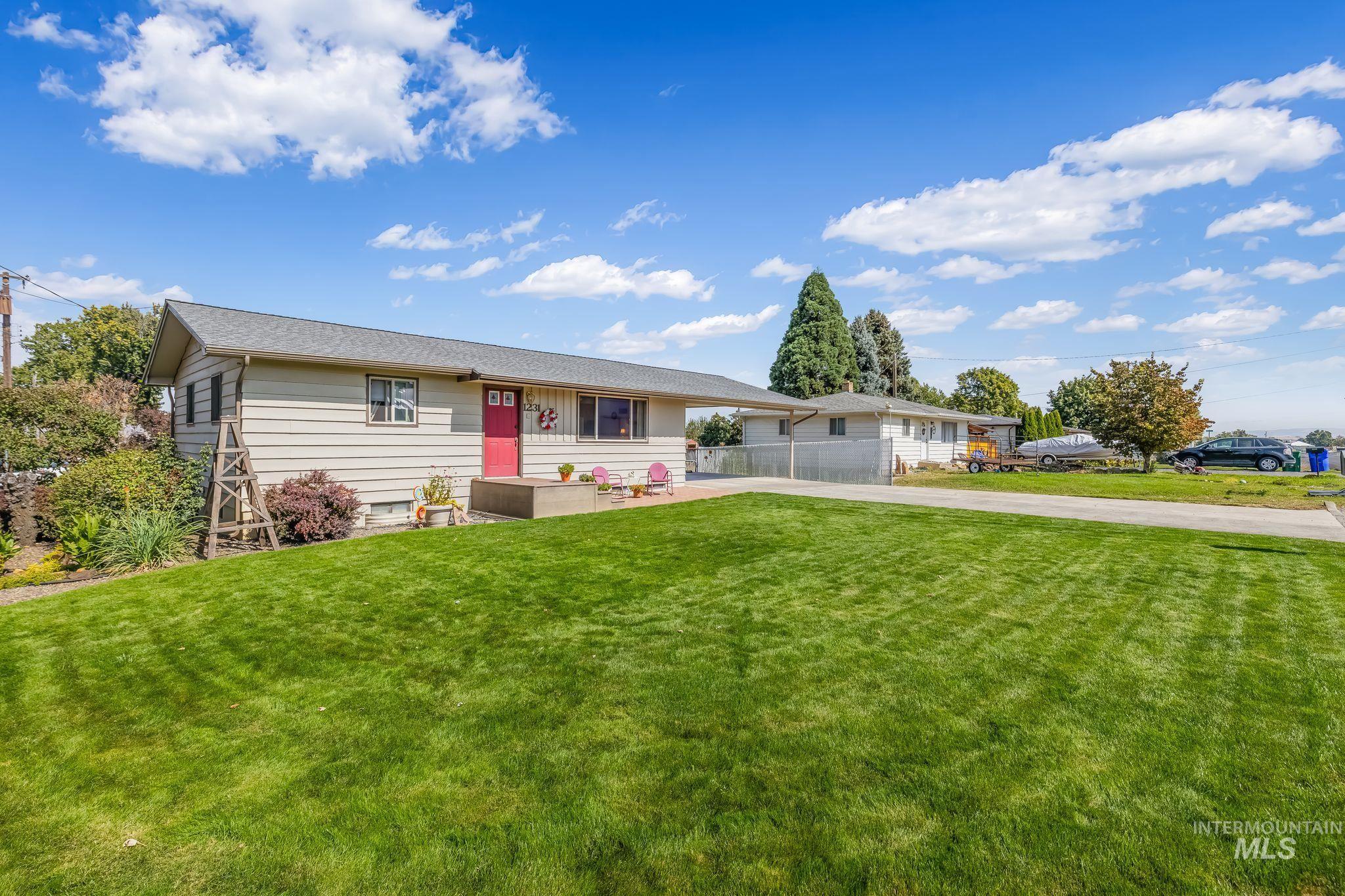 1231 Airway Ave Property Photo 43