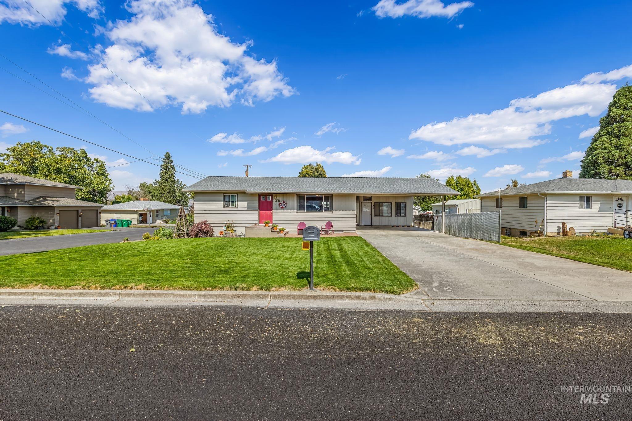 1231 Airway Ave Property Photo 48
