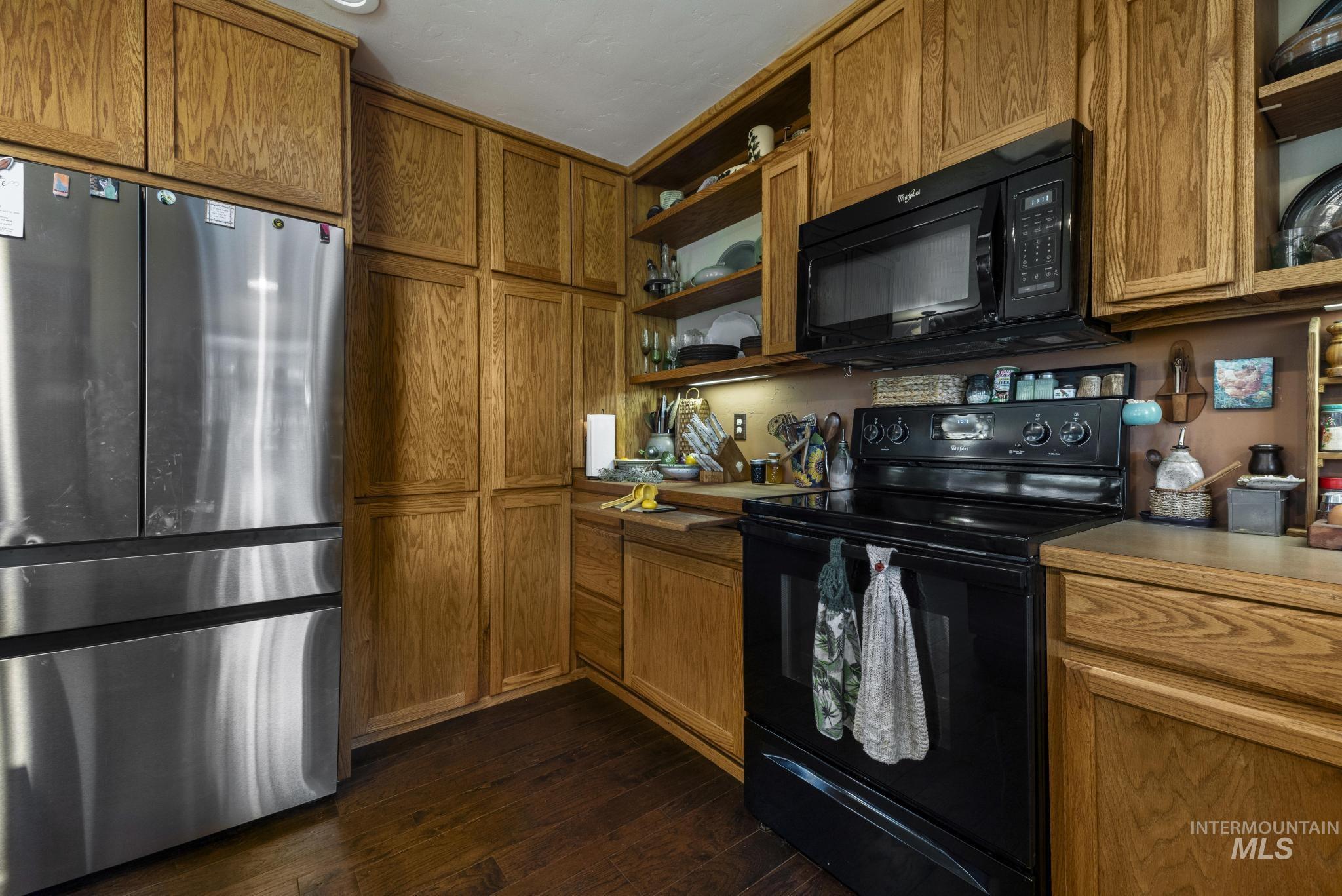 2912 S 1050 E Property Photo 6