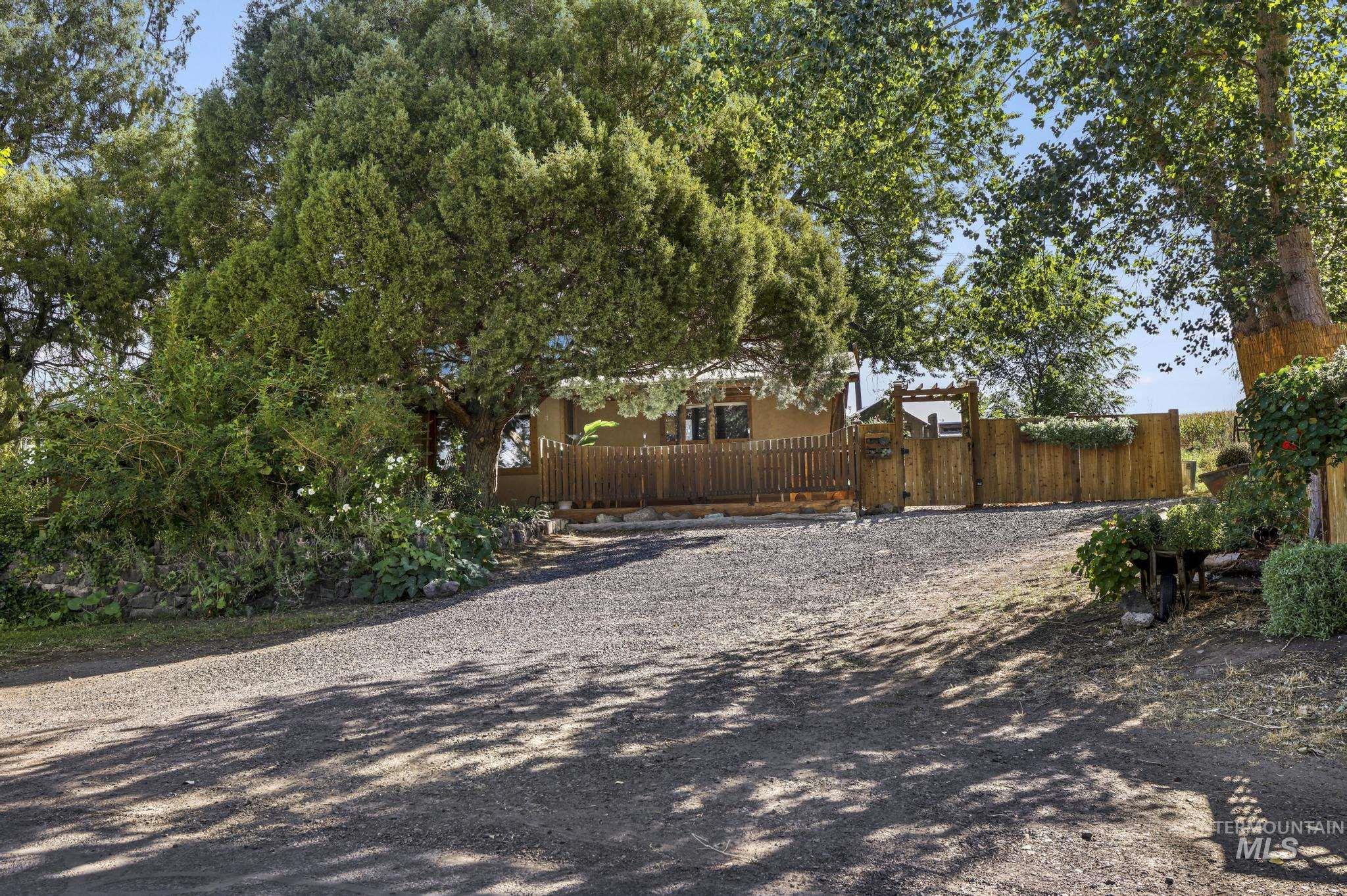2912 S 1050 E Property Photo 20