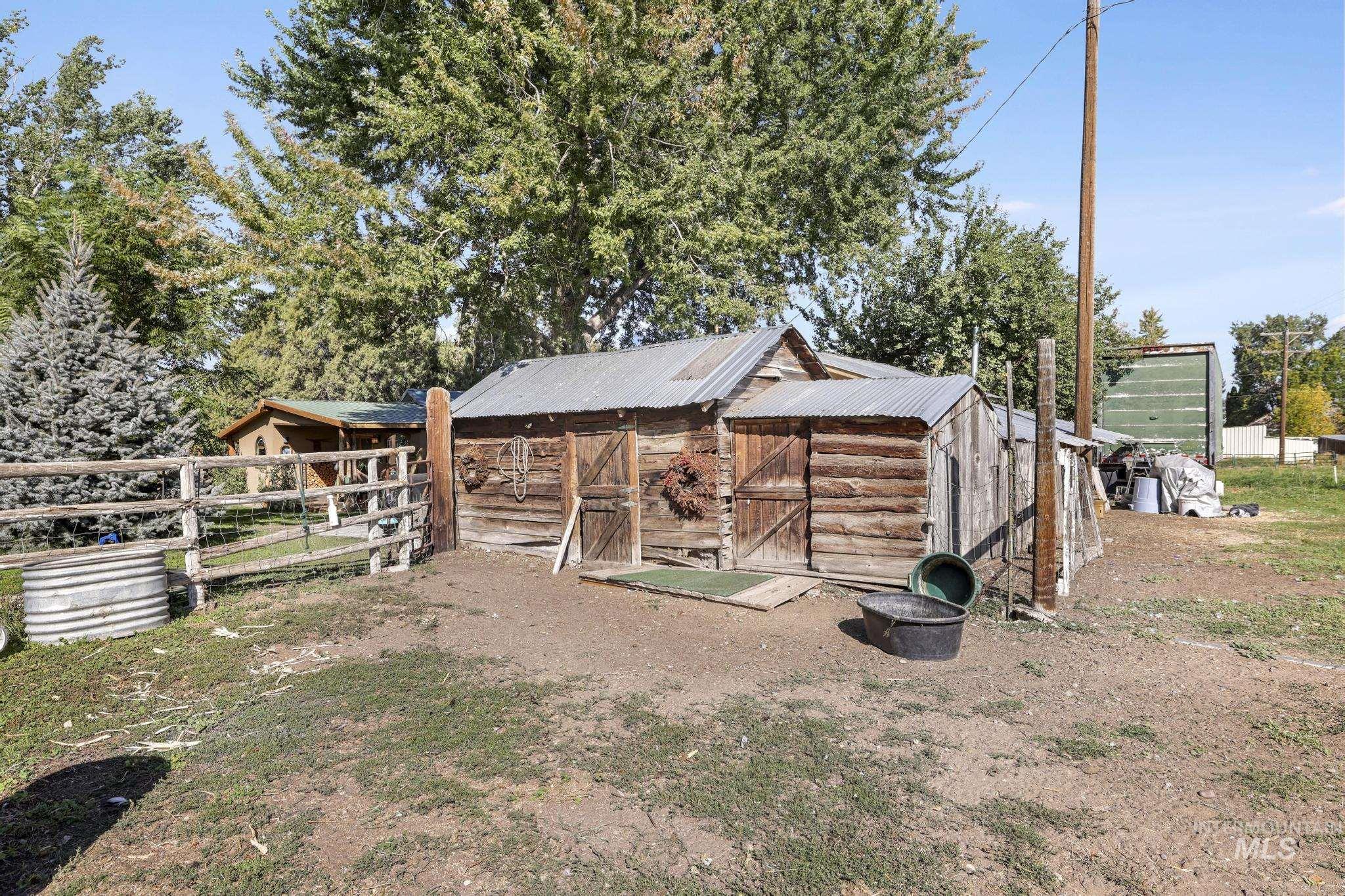 2912 S 1050 E Property Photo 21