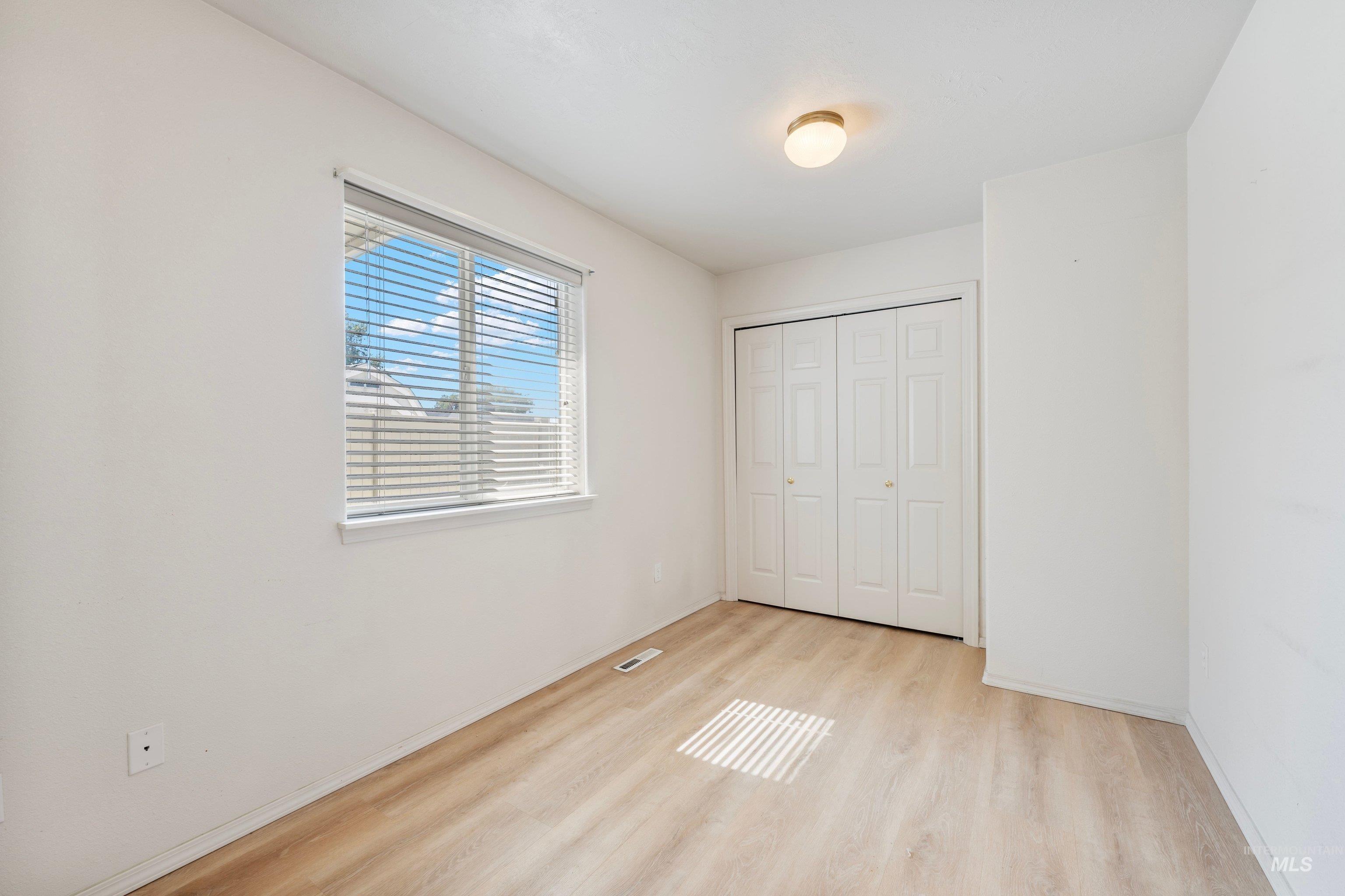 2110 Glenn Way Property Photo 18