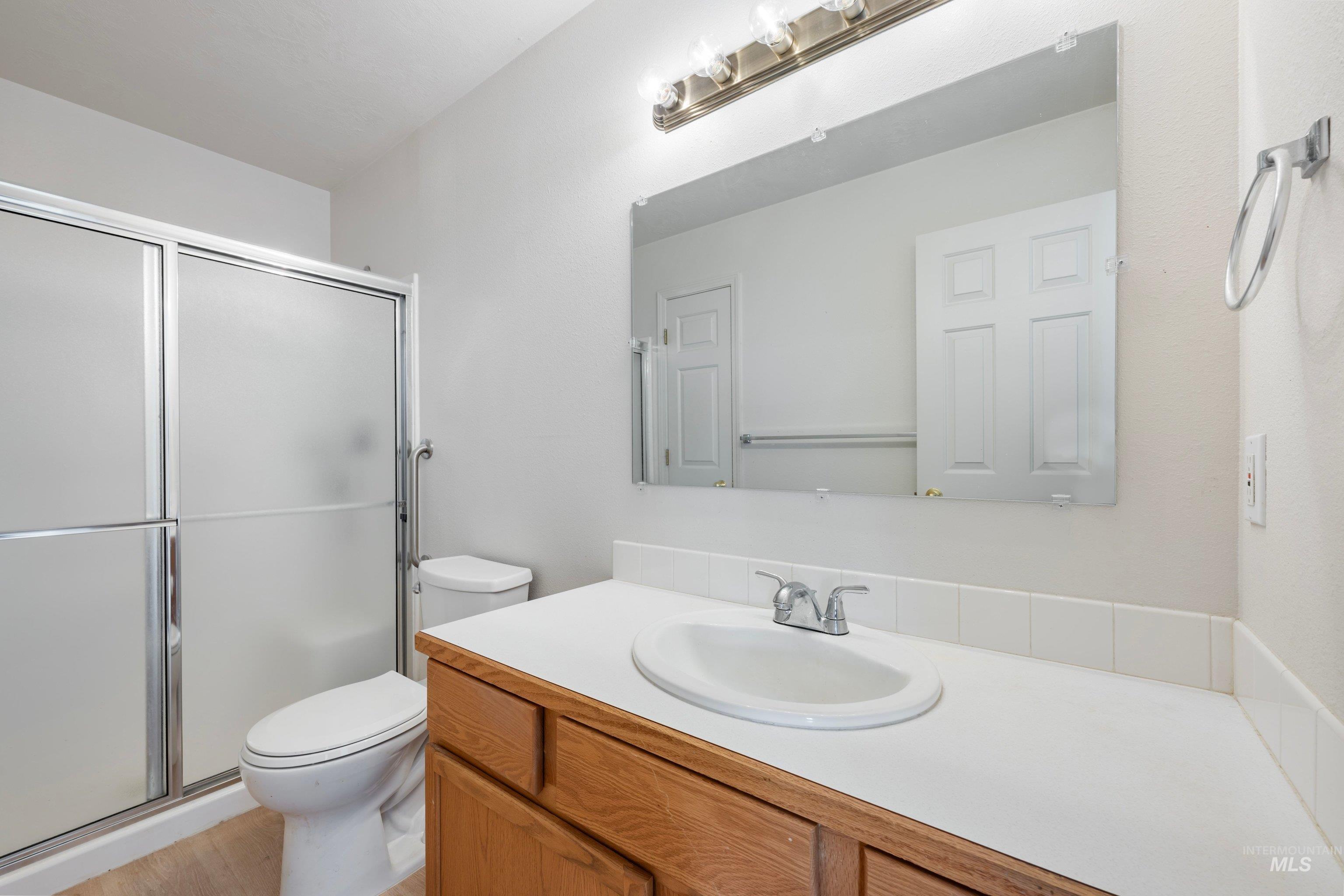 2110 Glenn Way Property Photo 25