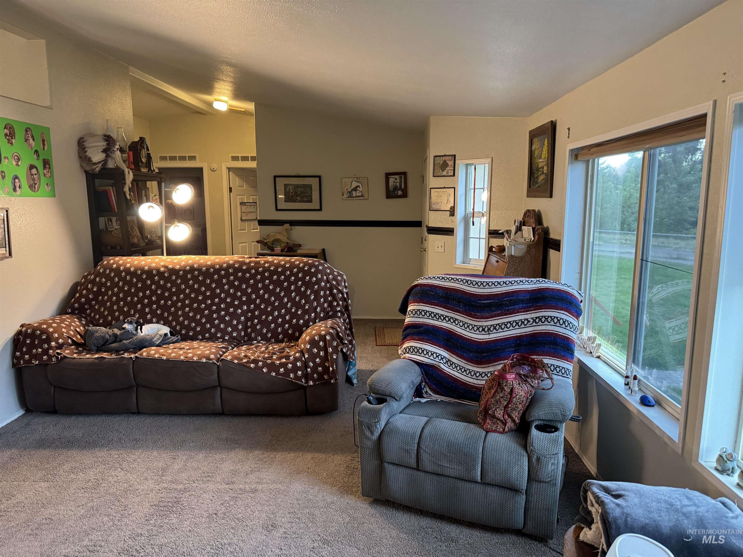 923 Colorado Street Property Photo 6