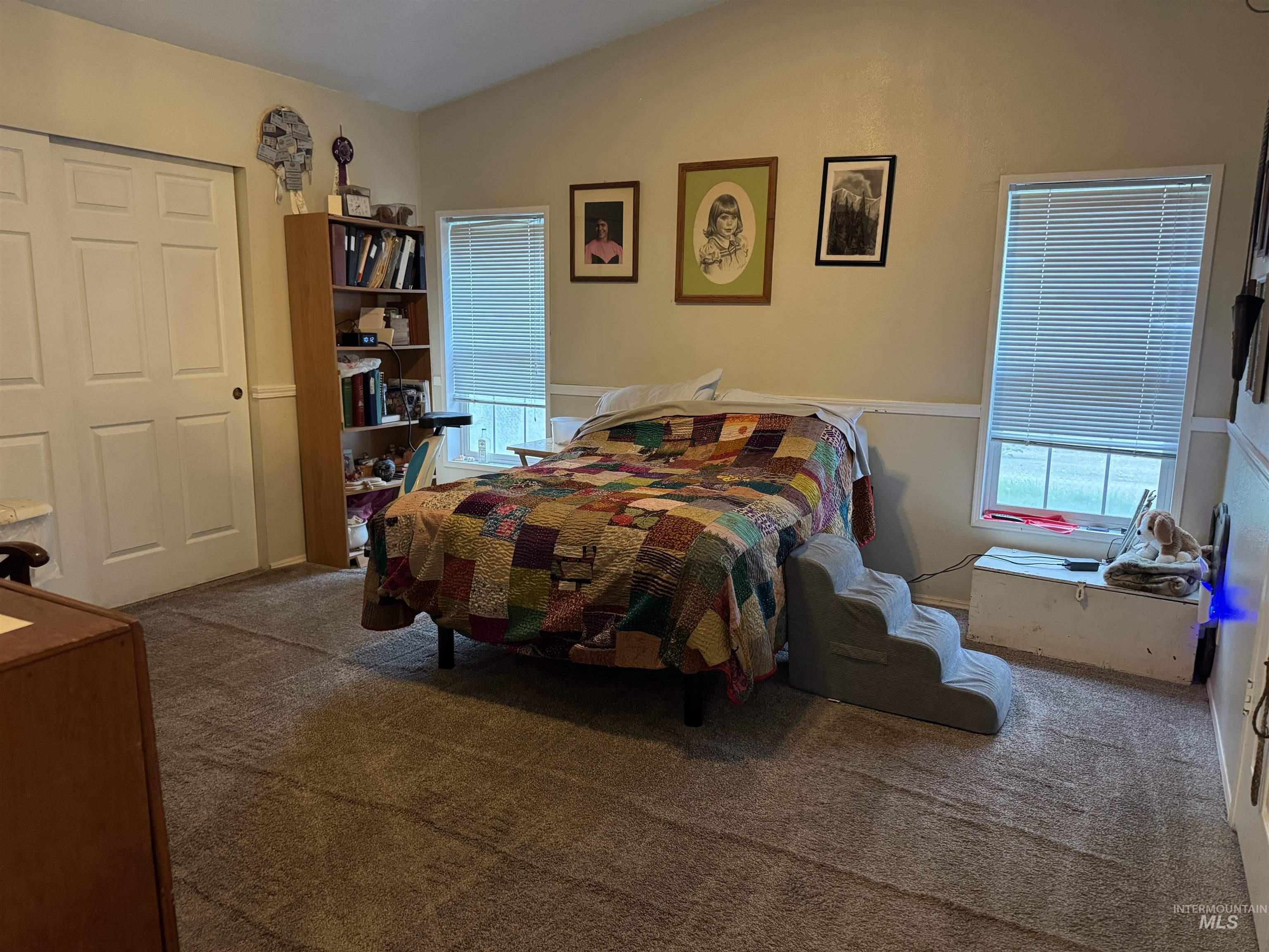 923 Colorado Street Property Photo 10