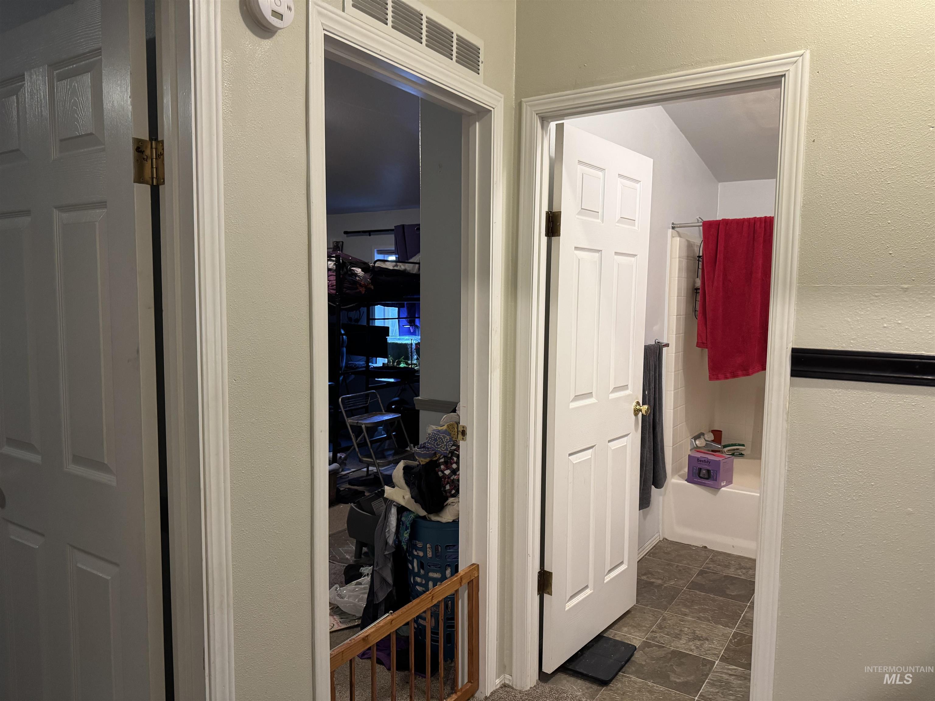 923 Colorado Street Property Photo 14