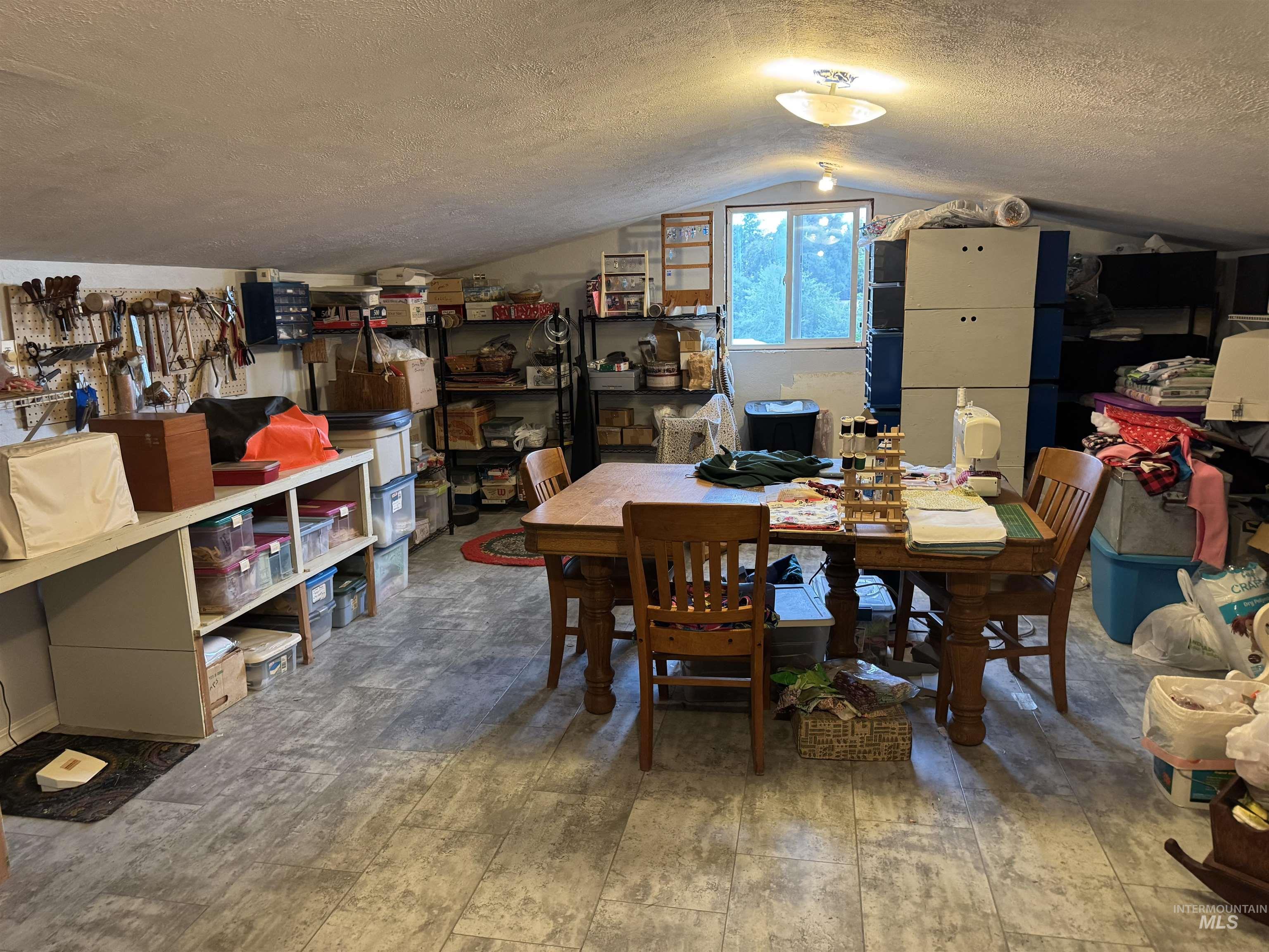 923 Colorado Street Property Photo 17