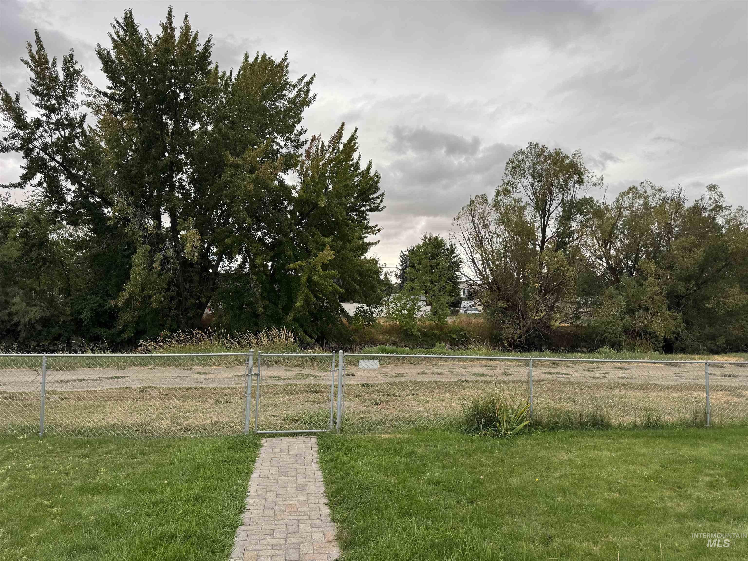 923 Colorado Street Property Photo 19