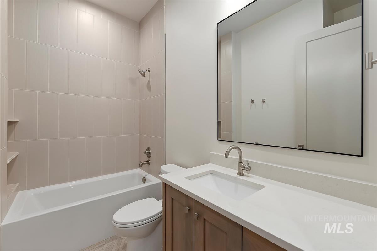 3451 W Parodin St. Property Photo 31
