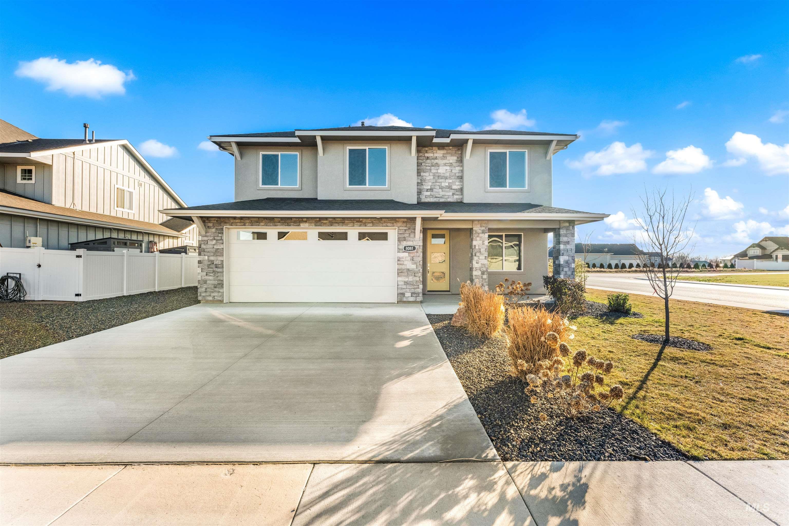 8081 Tandy Cove St Property Photo 1