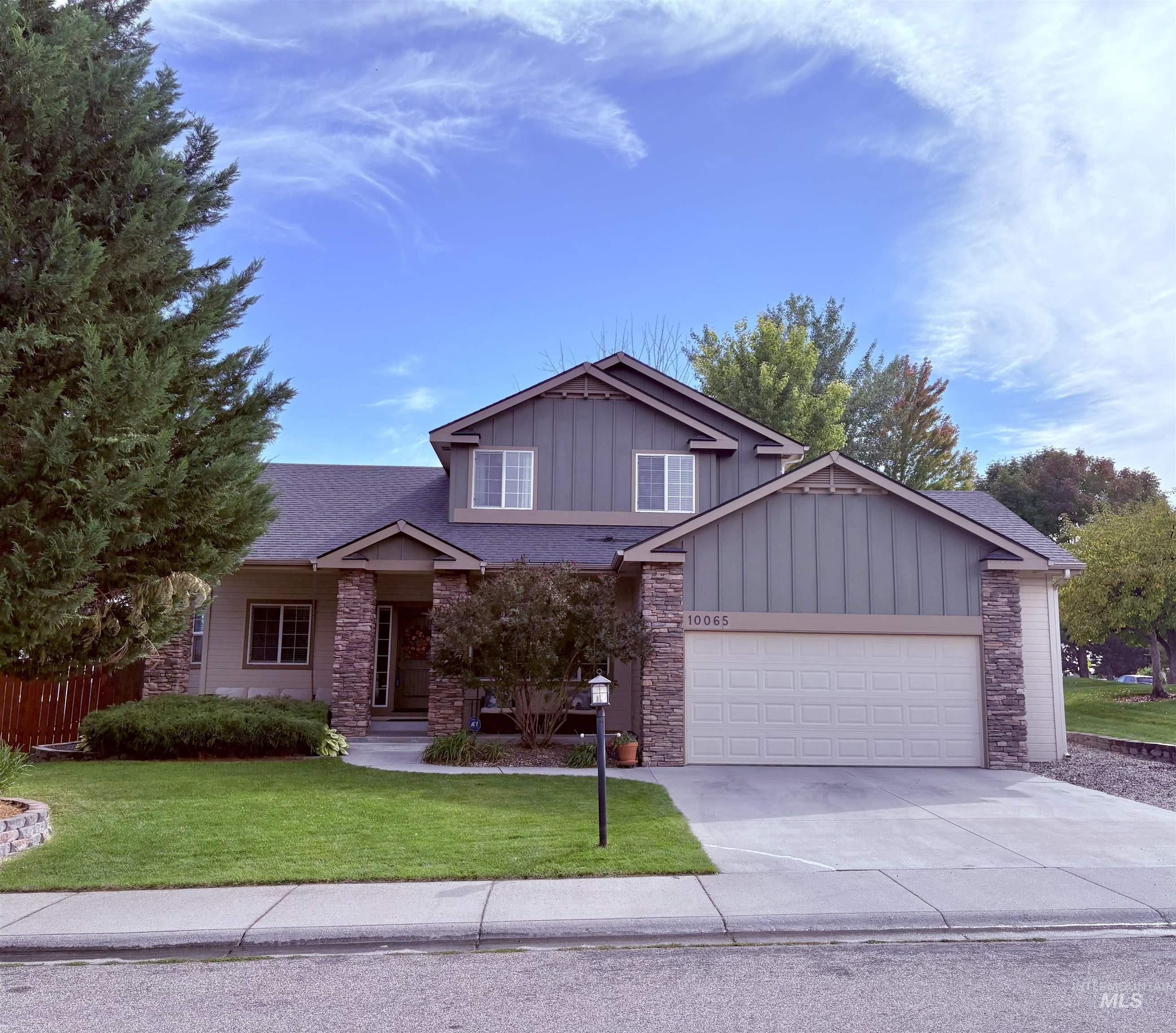 10065 Arabian Drive Property Photo 1
