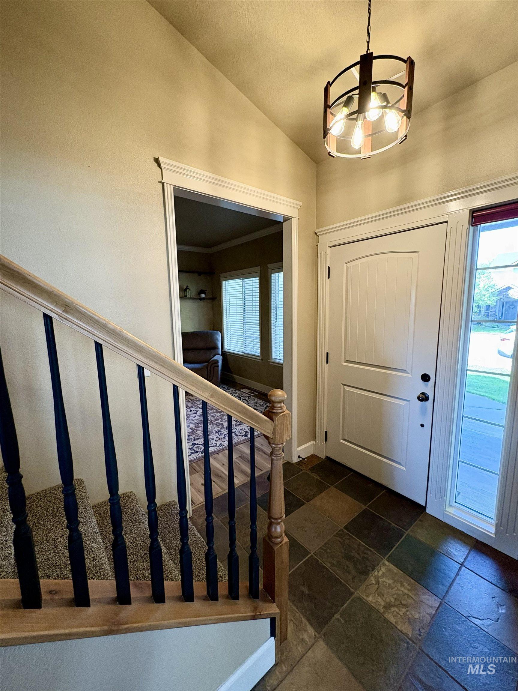10065 Arabian Drive Property Photo 4