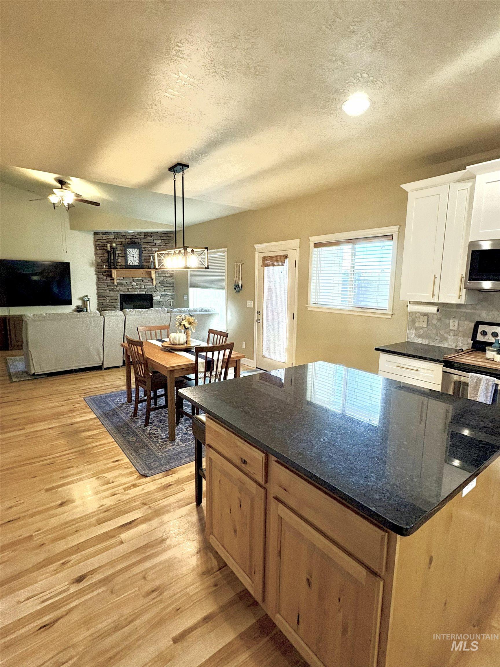 10065 Arabian Drive Property Photo 5