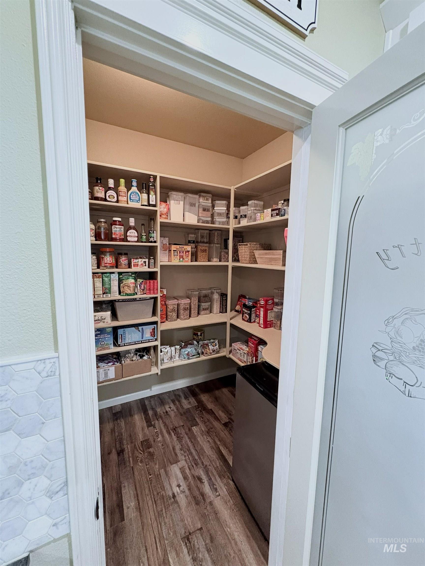 10065 Arabian Drive Property Photo 7