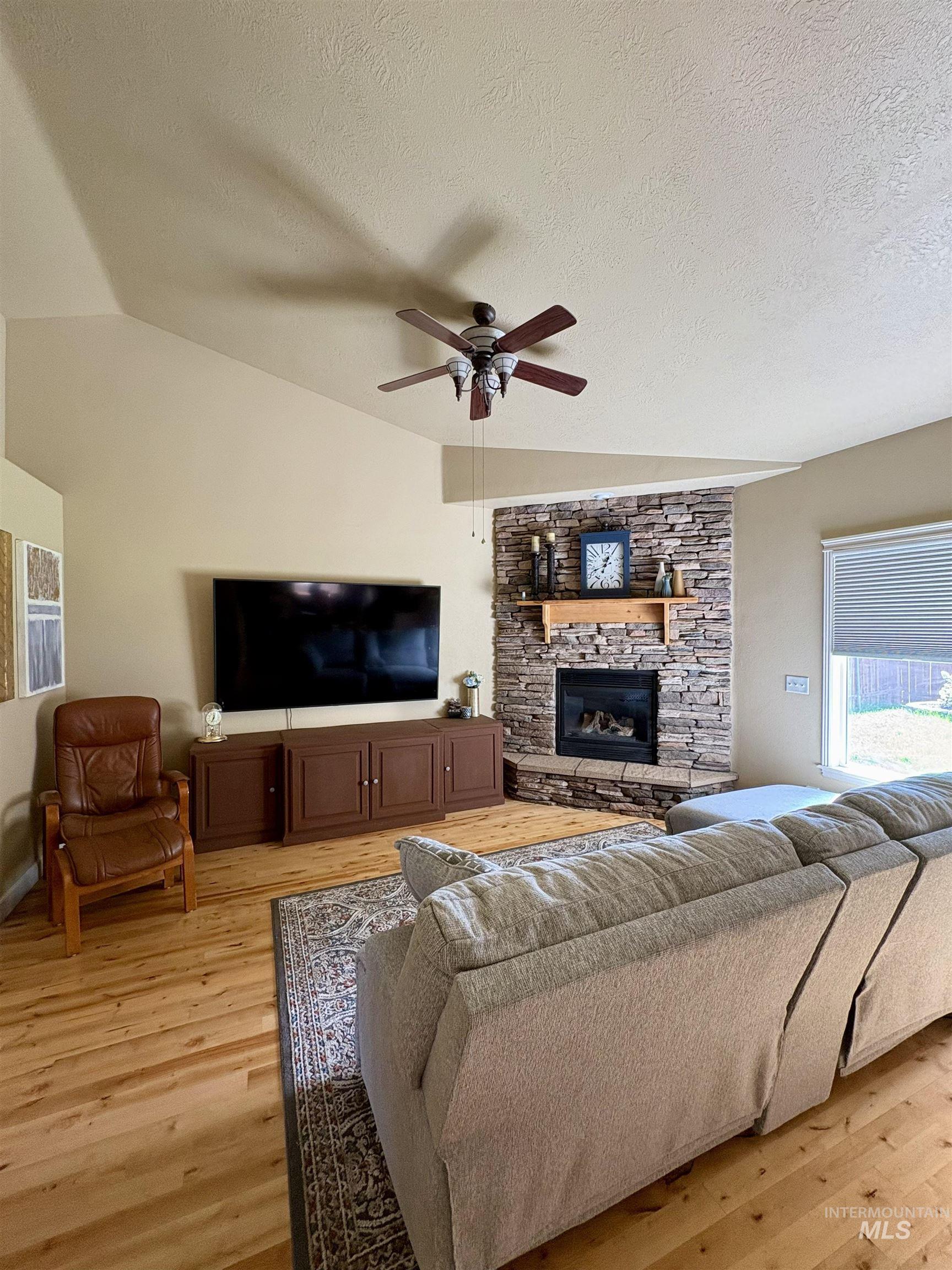 10065 Arabian Drive Property Photo 8