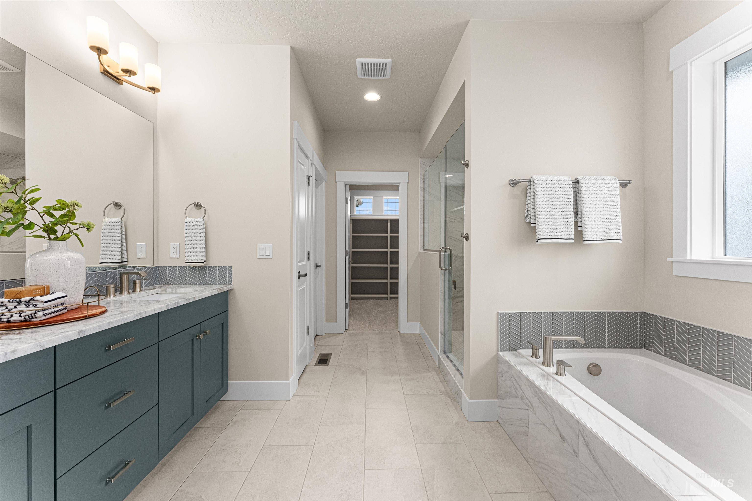 8078 Tandy Cove St Property Photo 27