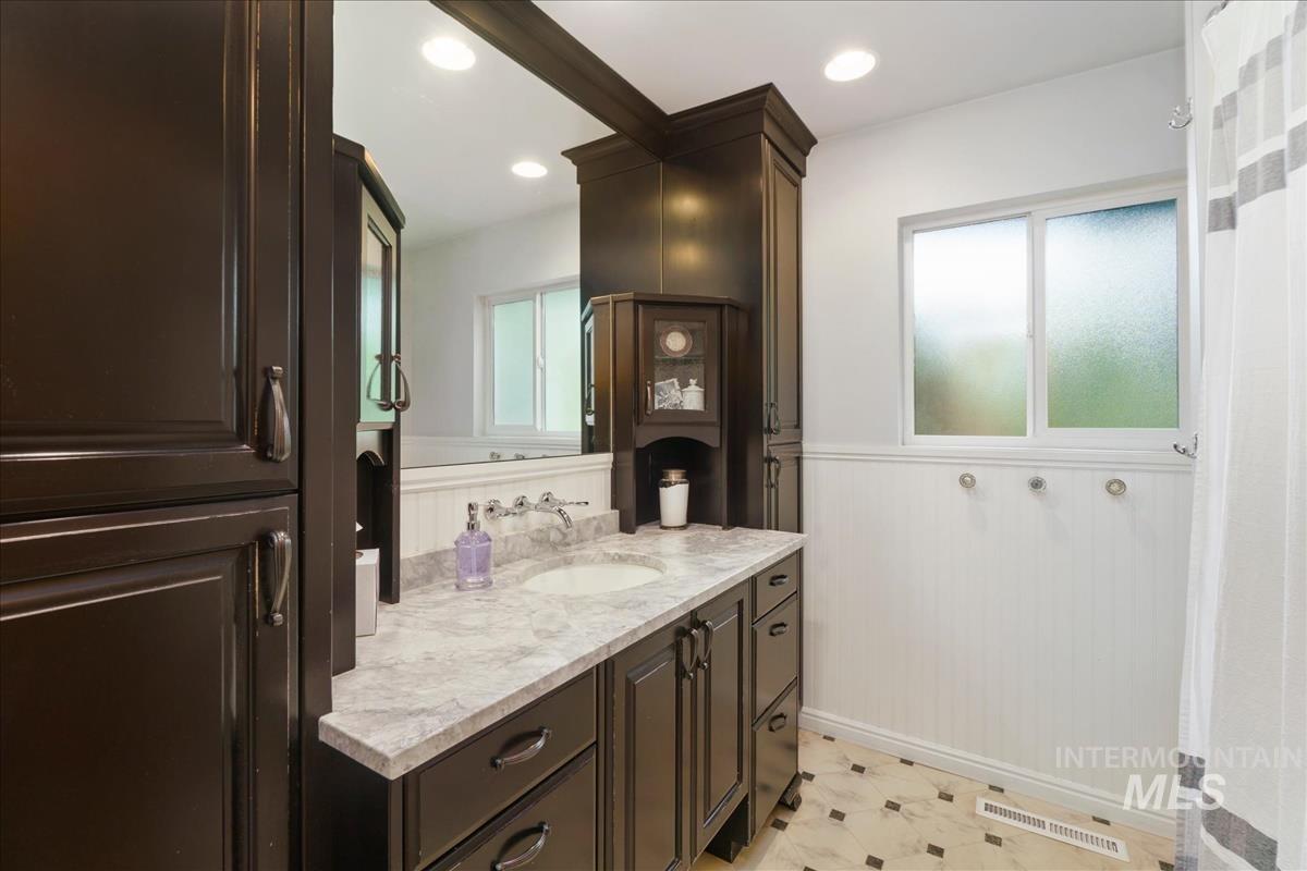 205 N Atlantic Property Photo 17