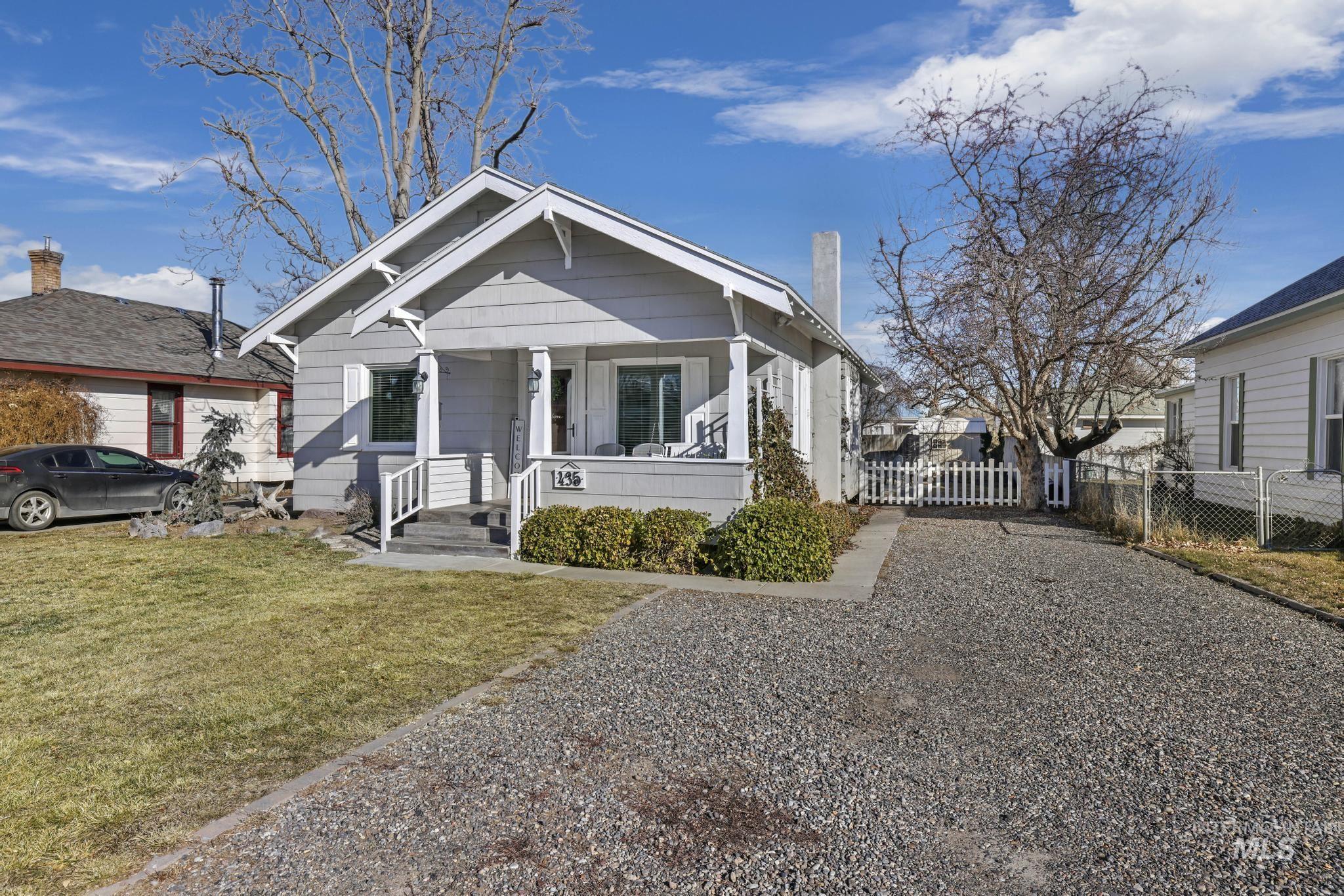 435 4th Ave E Property Photo 49