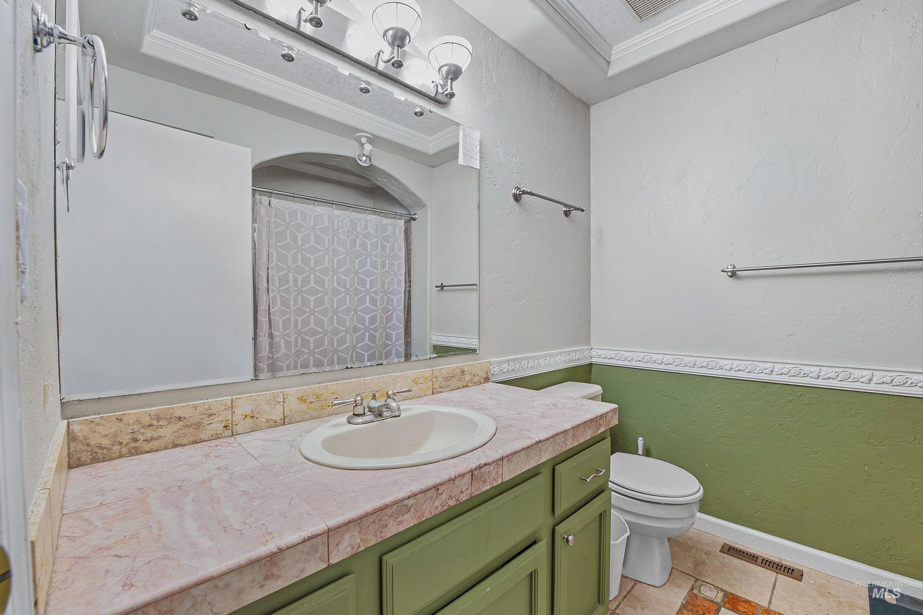 1873 N Tammy Pl Property Photo 15
