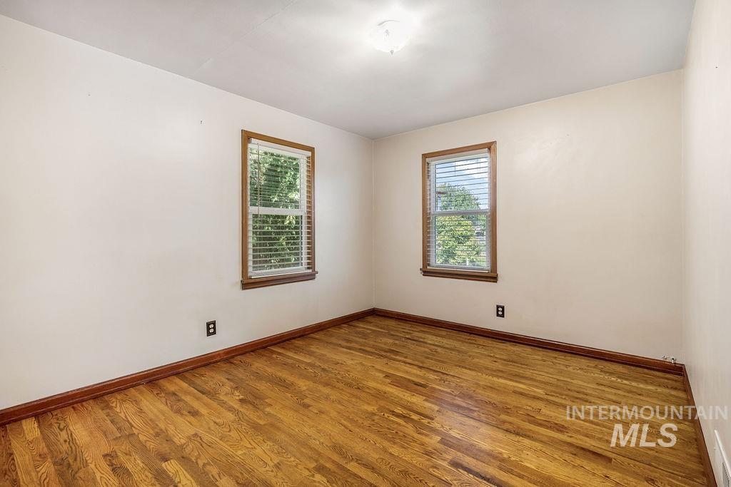 910 W Orchard Ave Property Photo 17