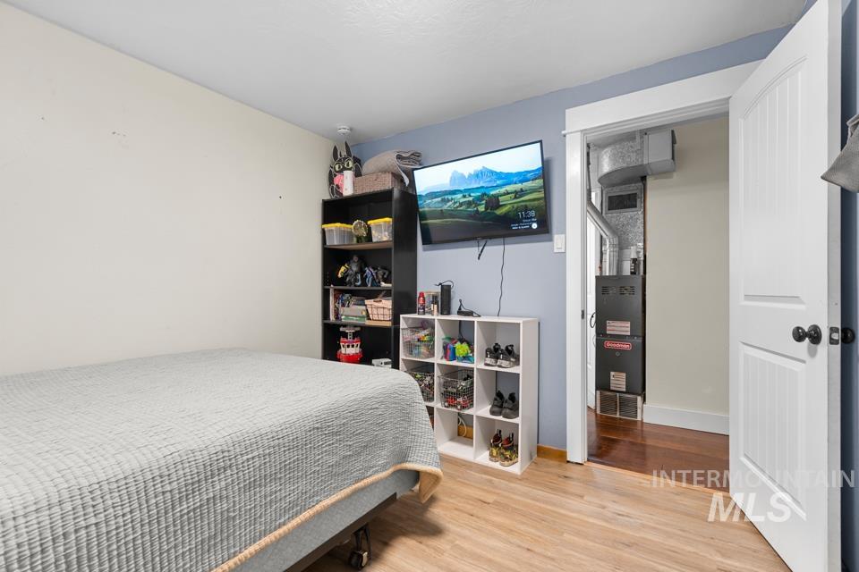 474 Harrison St. W Property Photo 29
