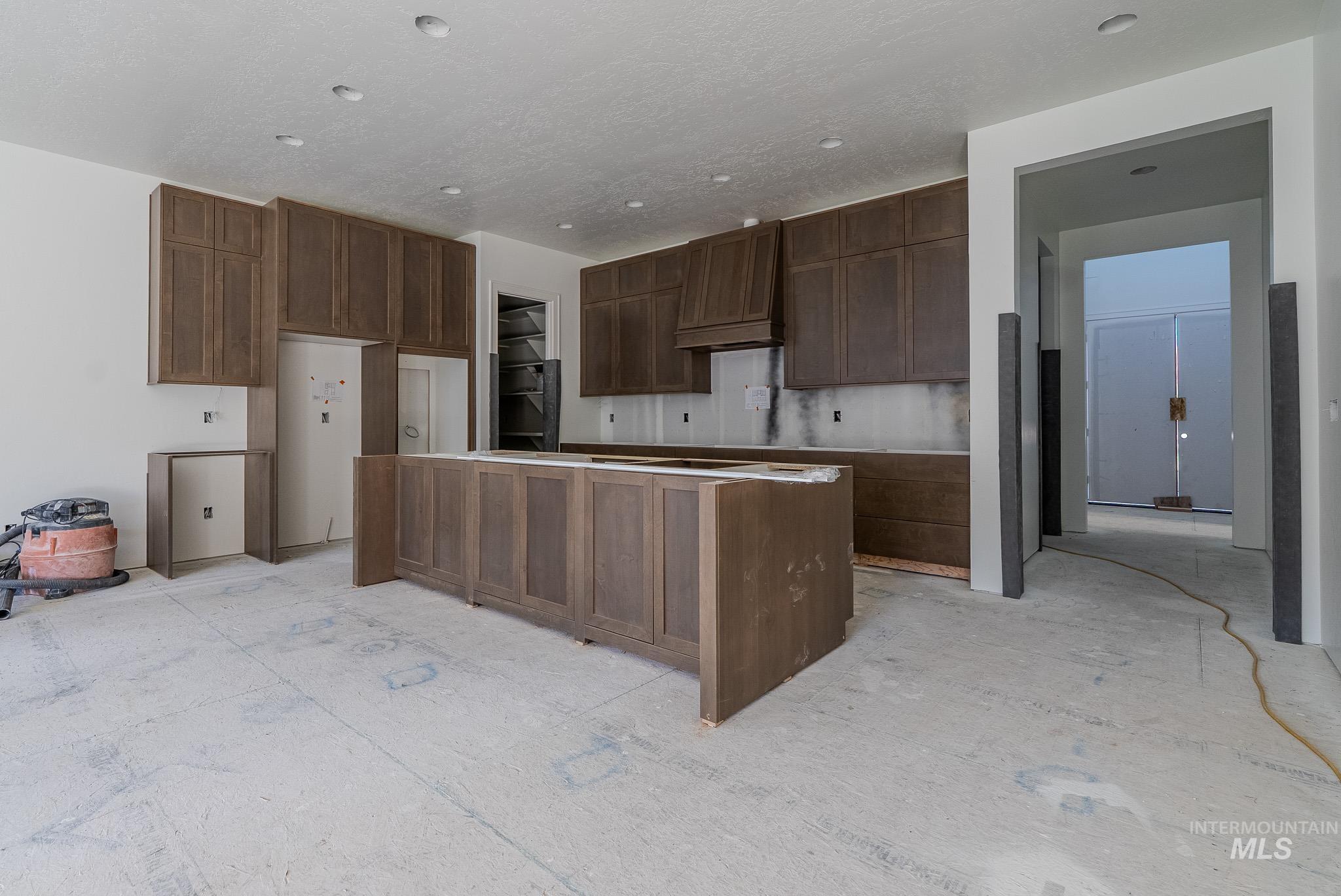7135 N Firhill Place Property Photo 16
