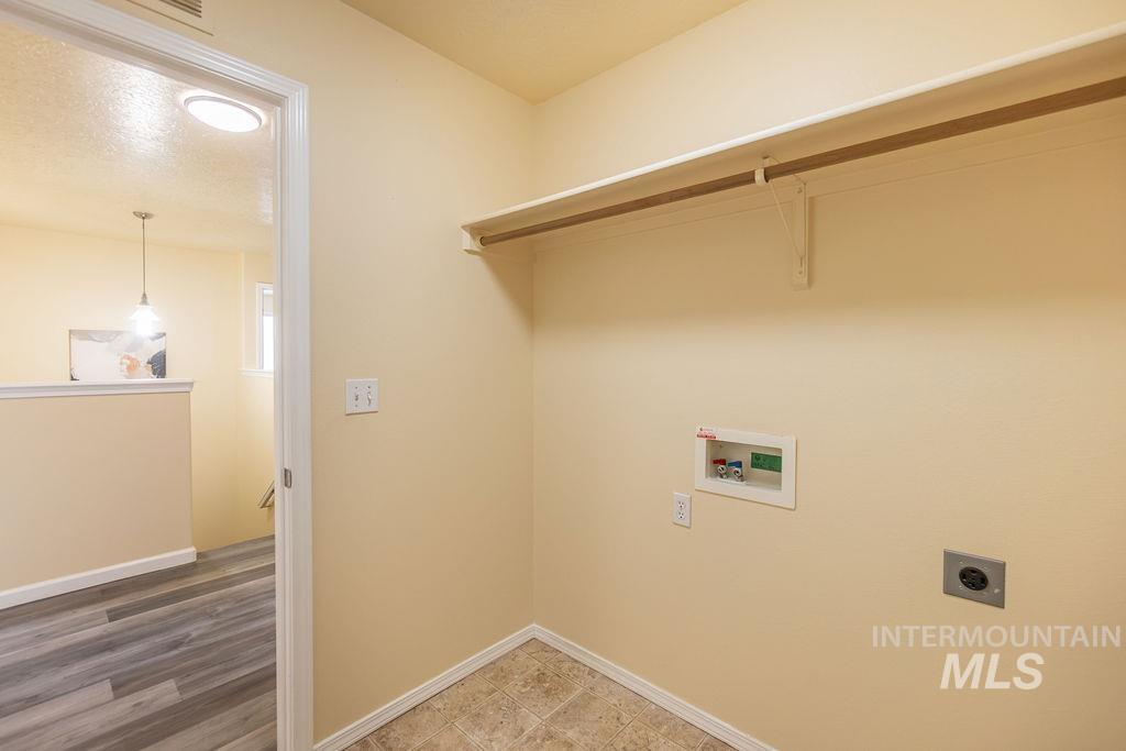 2806 Stoll Court Property Photo 27