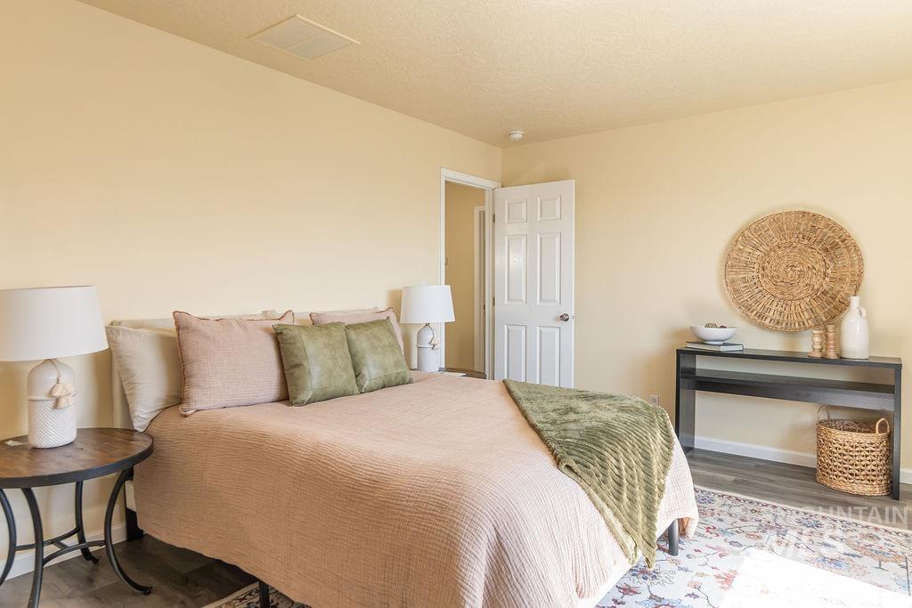 2806 Stoll Court Property Photo 17