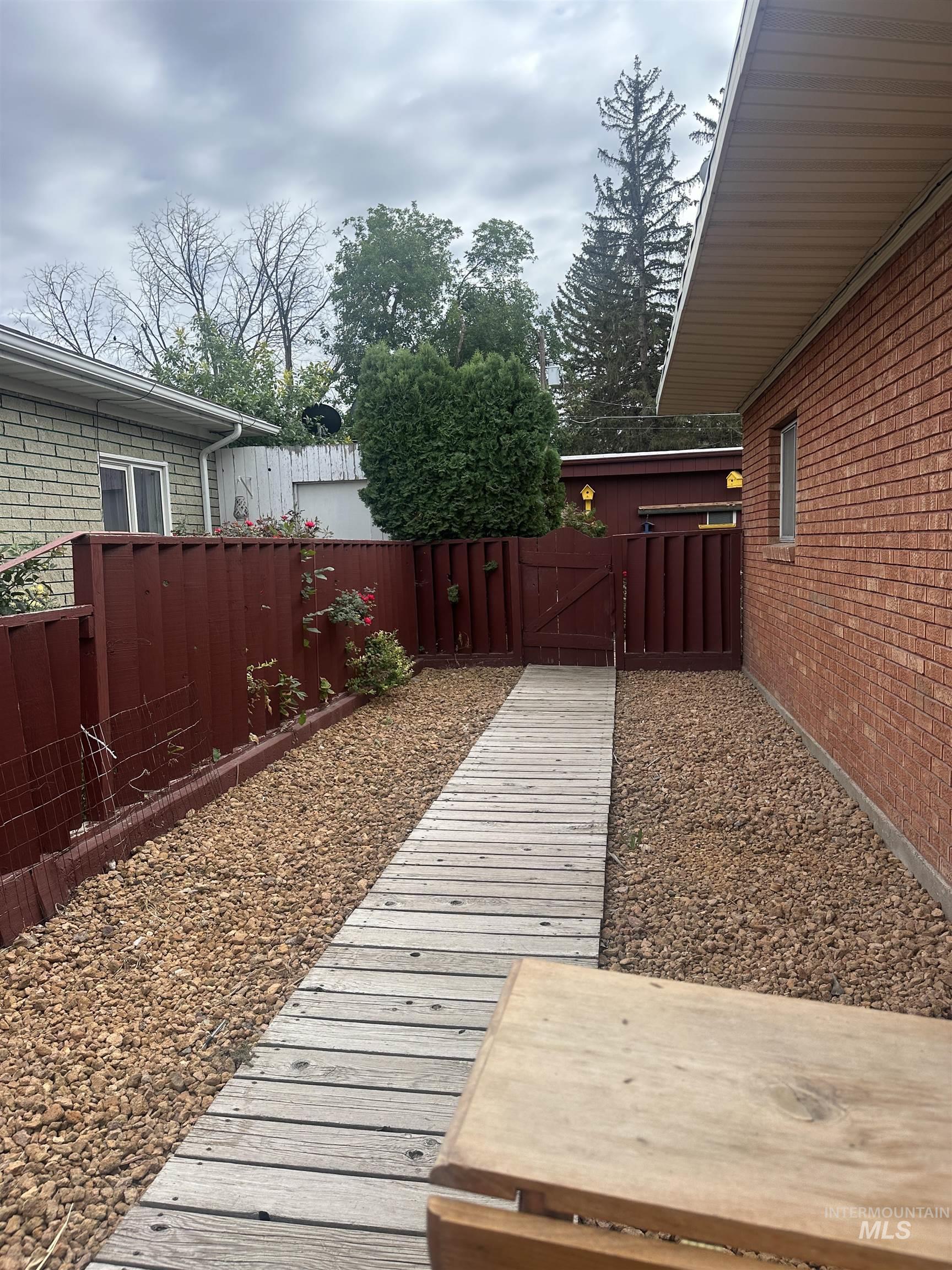 529 14th Street Property Photo 10