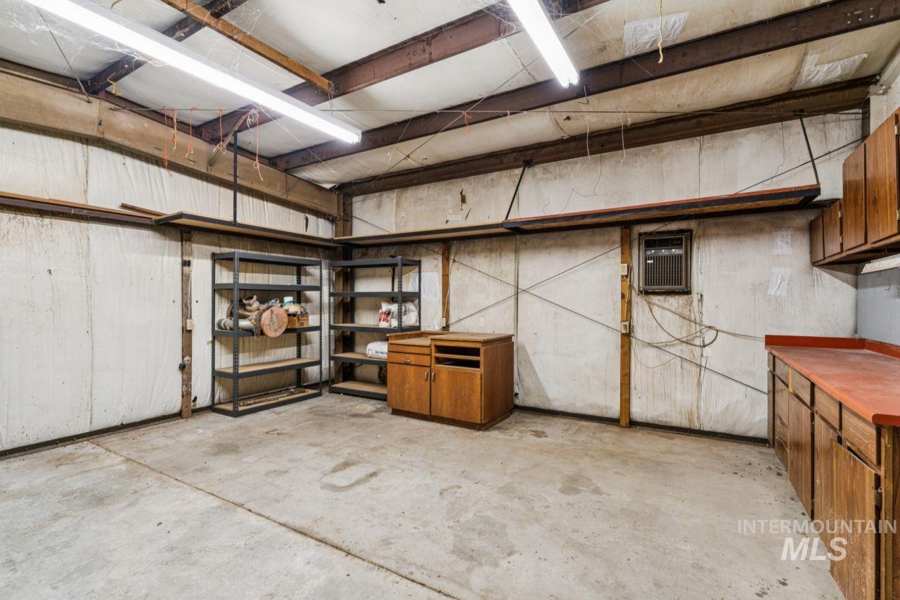 9845 N Highway 52 Property Photo 25
