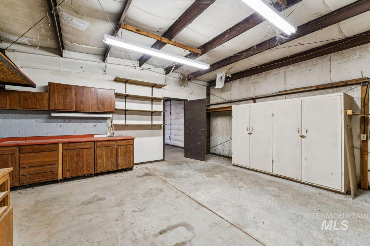 9845 N Highway 52 Property Photo 24