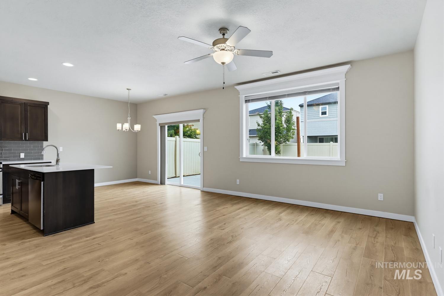2203 E Ringneck Street Property Photo 5