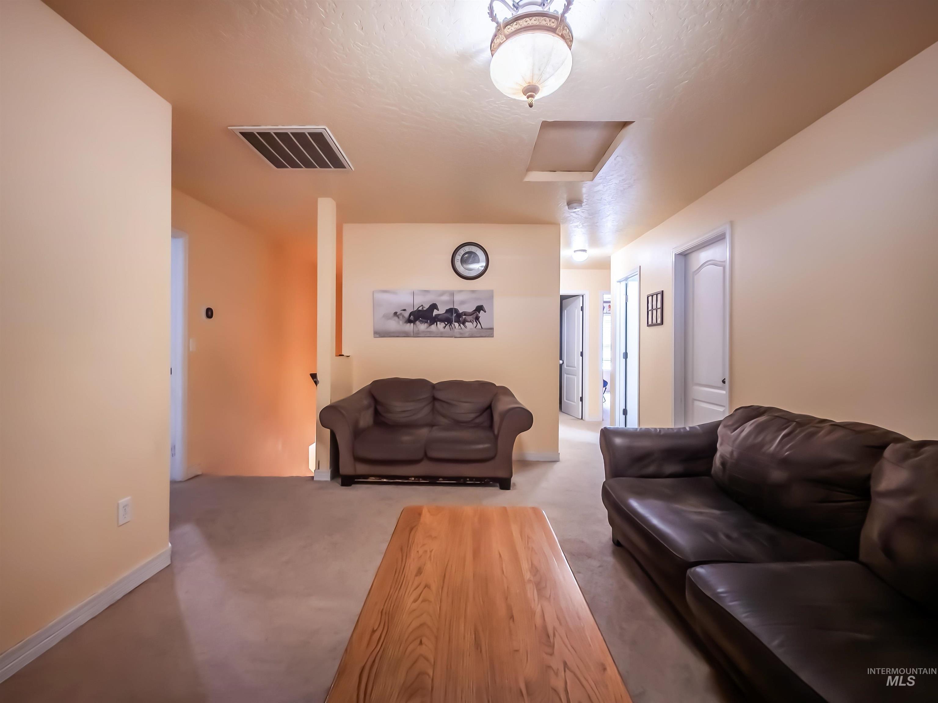 14256 Pearl Pointe Dr Property Photo 10