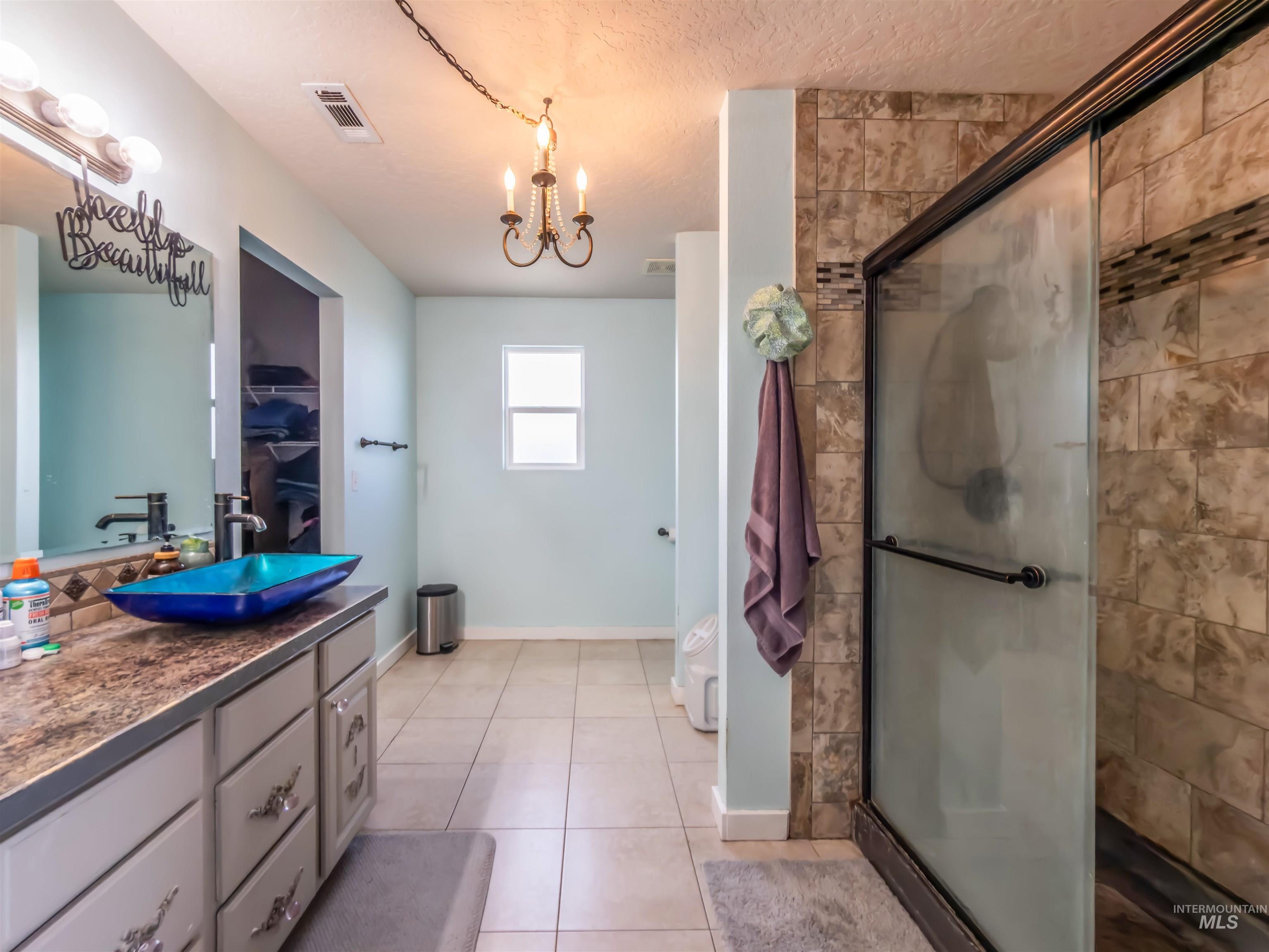 14256 Pearl Pointe Dr Property Photo 13