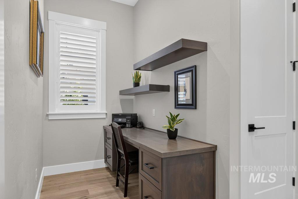 17949 N Yetholm Pl Property Photo 27