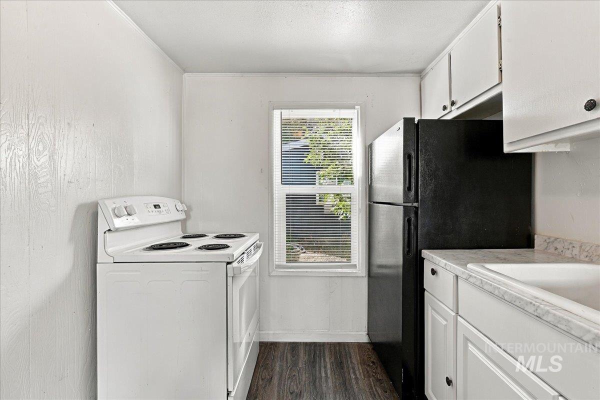 232 E Montana Ave Property Photo 14