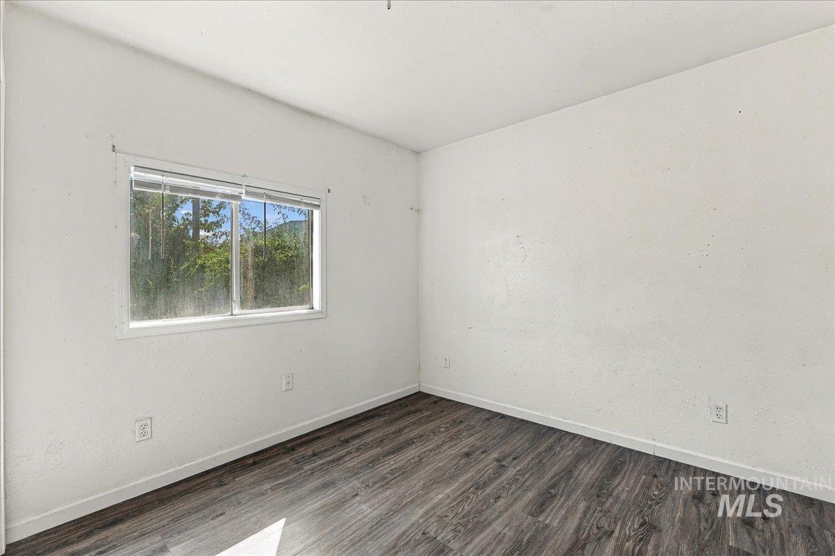 232 E Montana Ave Property Photo 20