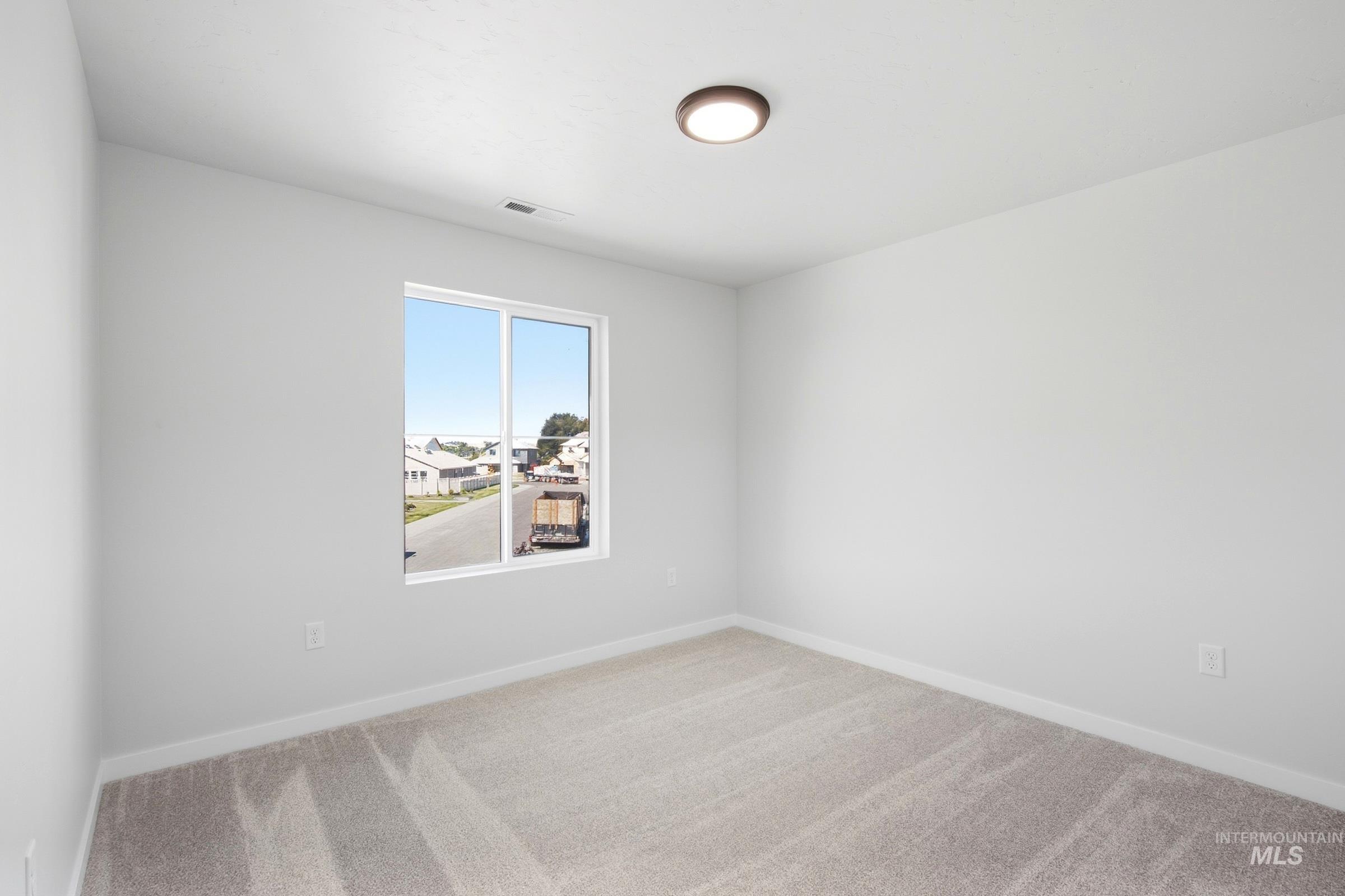 588 N Palaestra Ave Property Photo 20